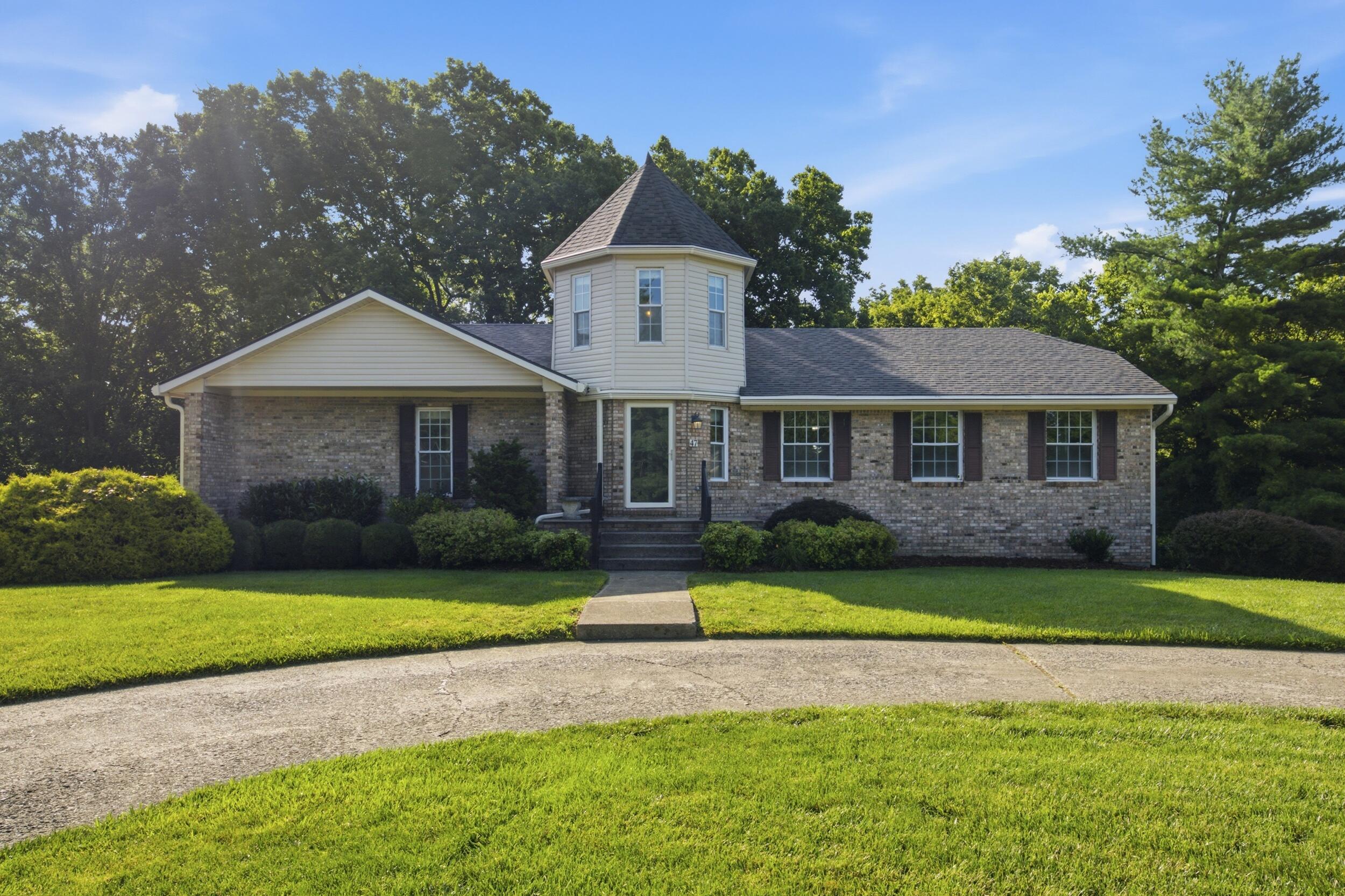 47 Woodbriar Court — photo