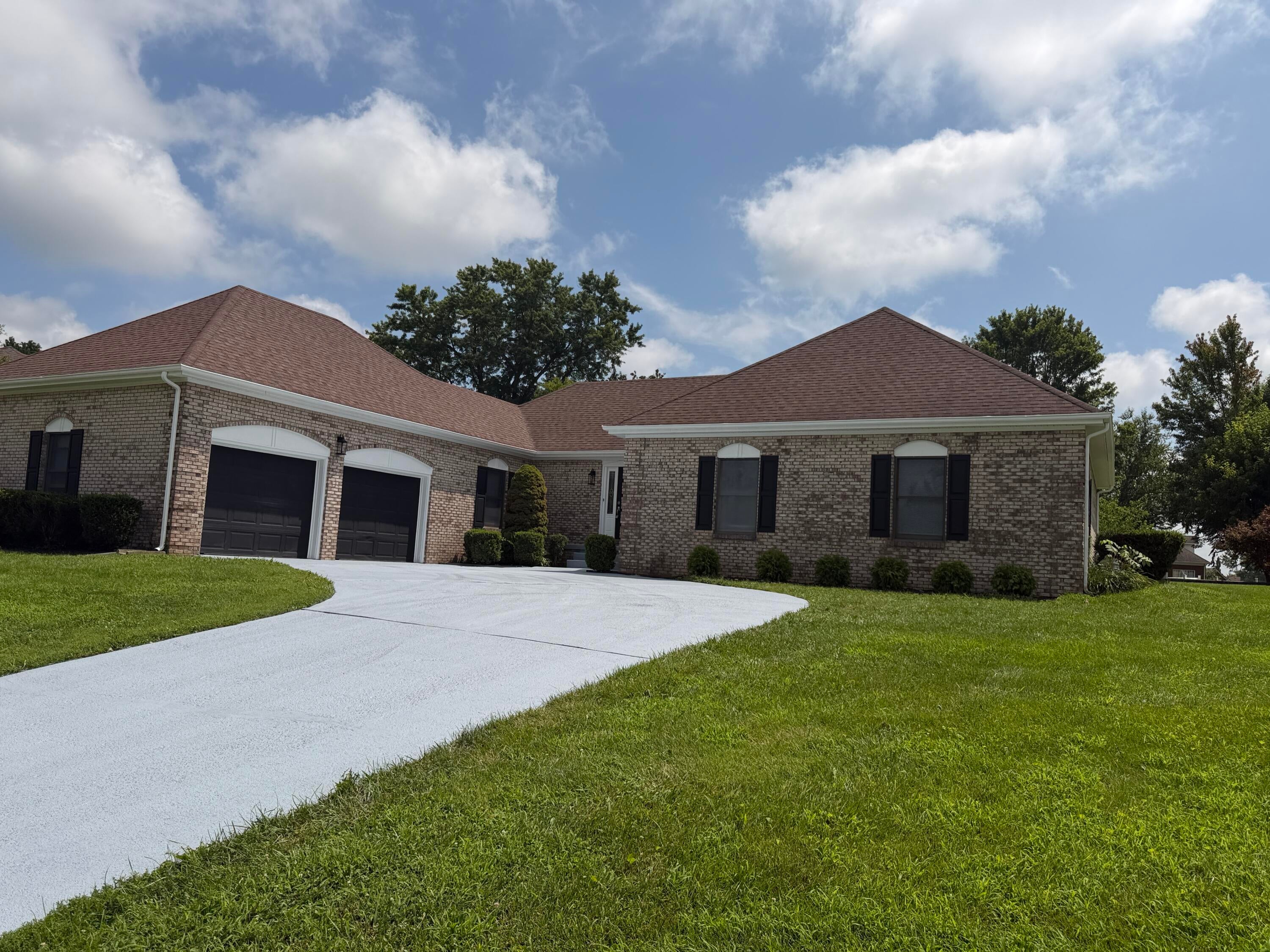 11 Stoney Brook Drive 1 — photo