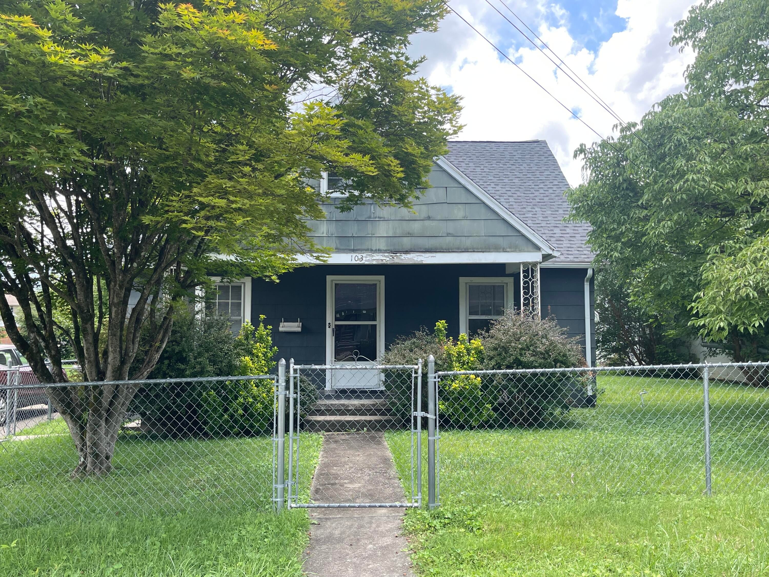 103 Holt Avenue — photo