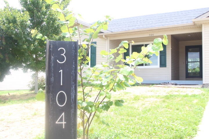 3104 Fawn Leap Drive — photo