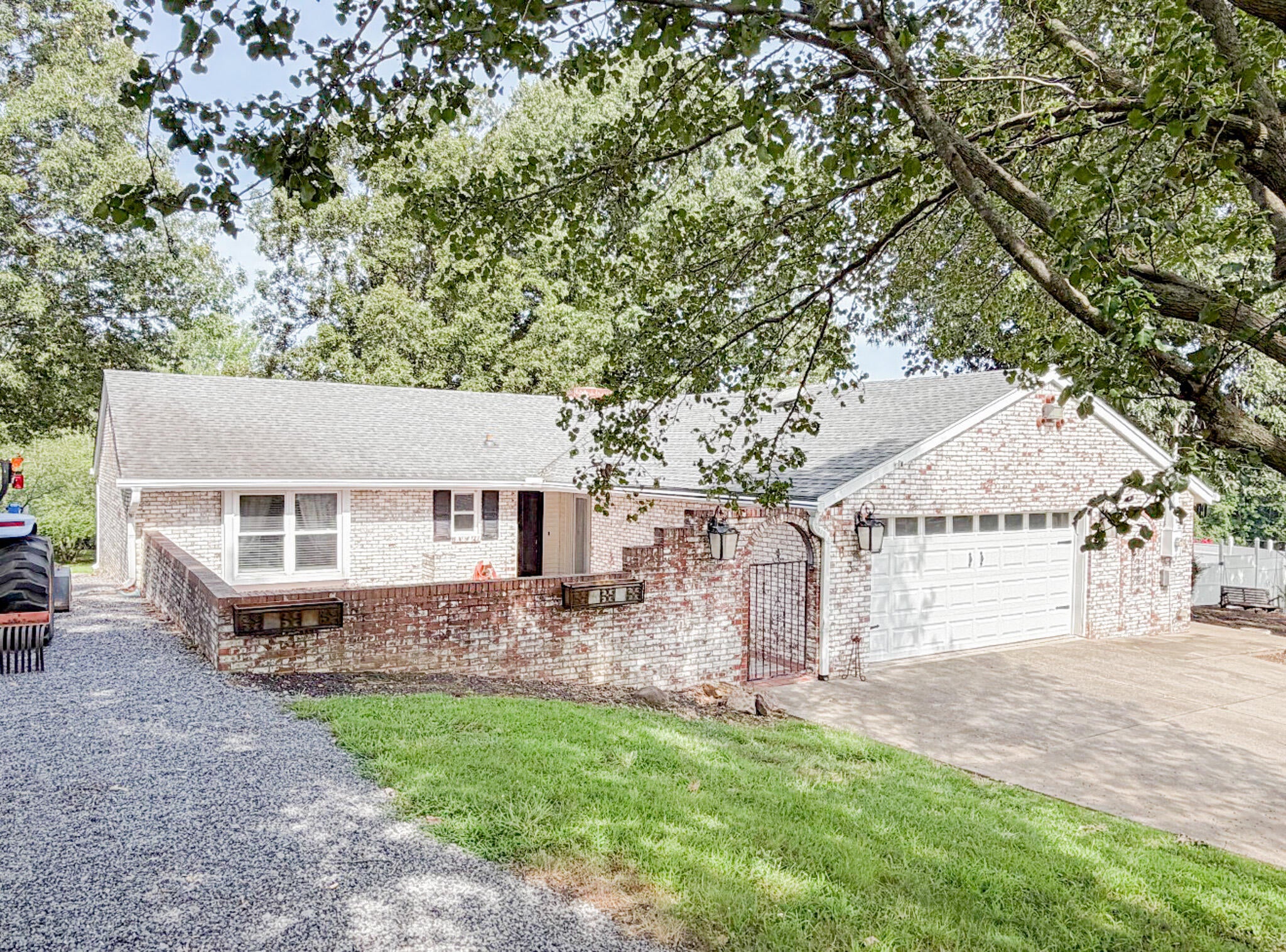 163 Rock Castle Road — photo