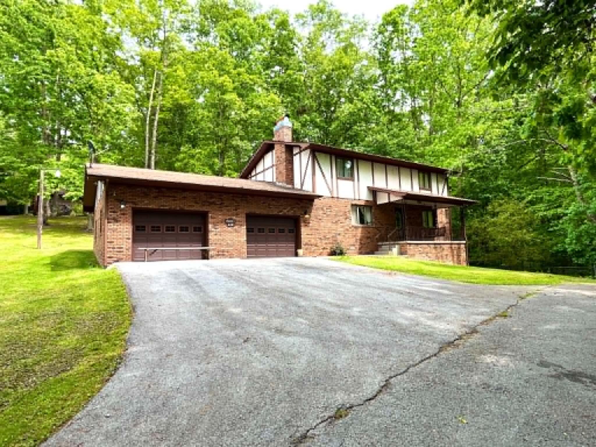 Home in Pineville, KY 40977 — photo 2
