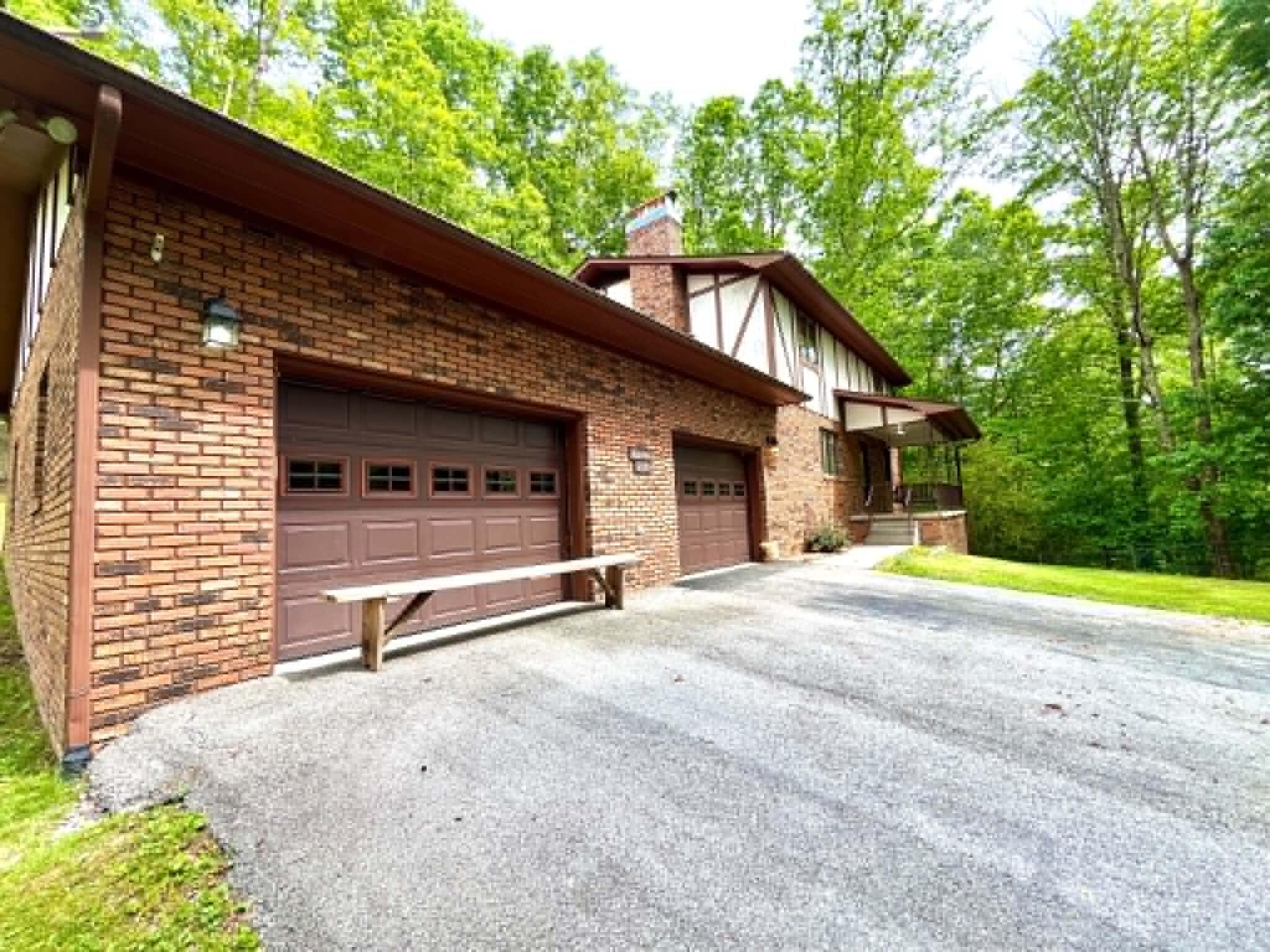 Home in Pineville, KY 40977 — photo 3