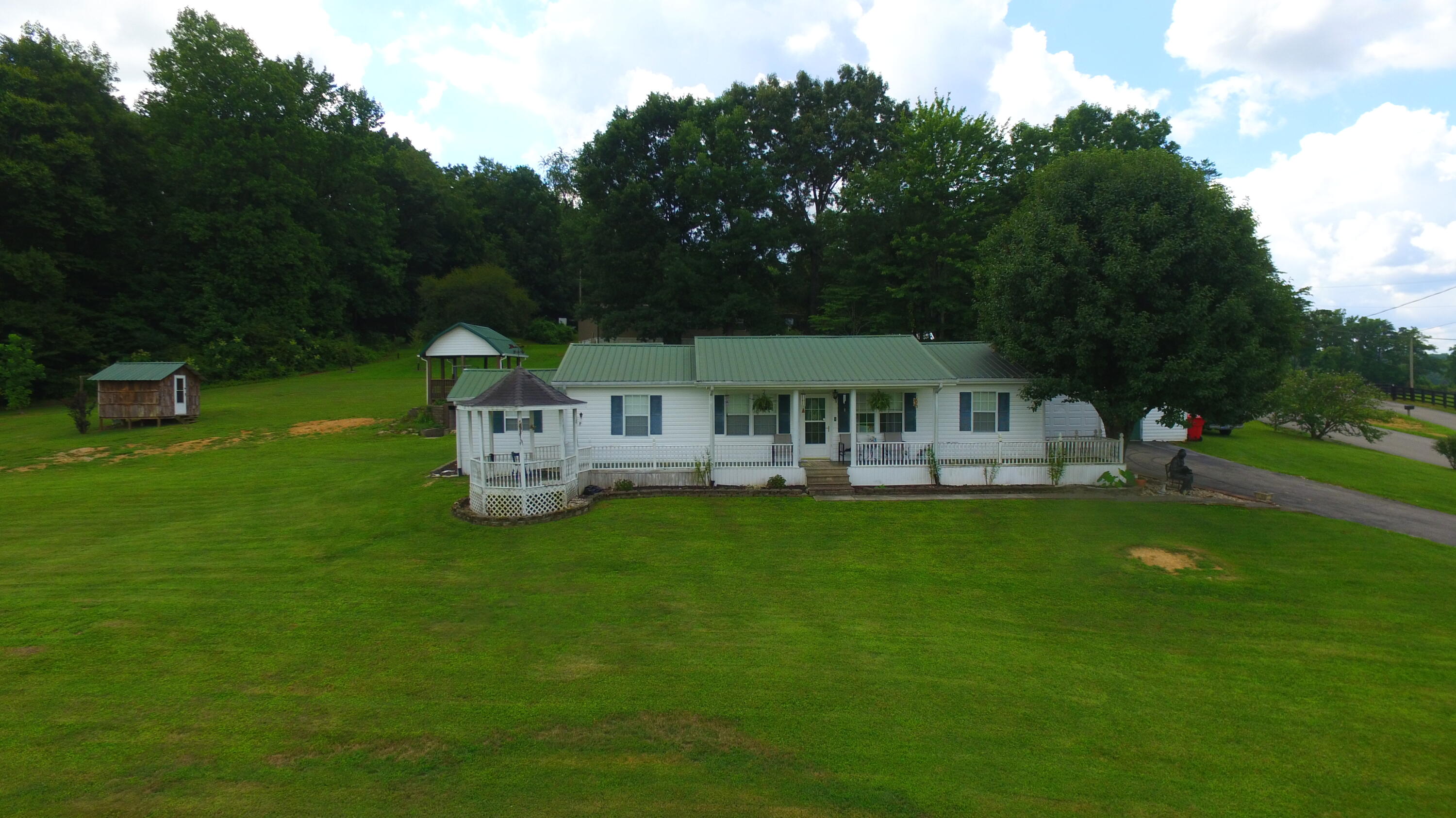 354 Campbell Road — photo