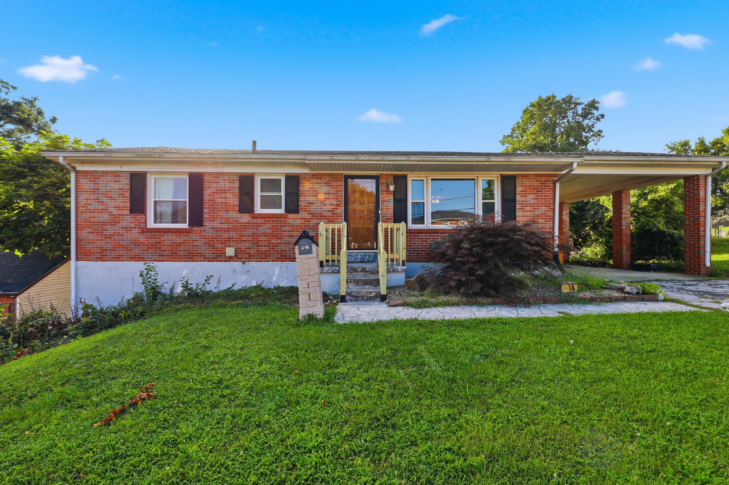 216 Rancho Drive — photo