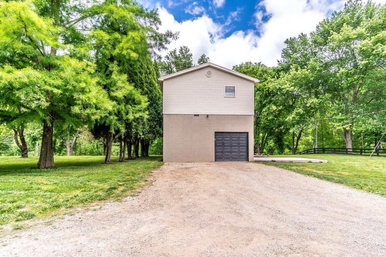 2897 College Hill Road — photo