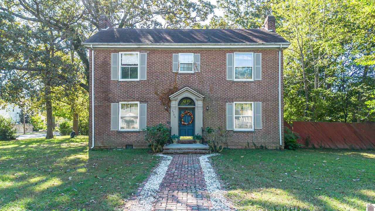 2104 Monroe Street — photo