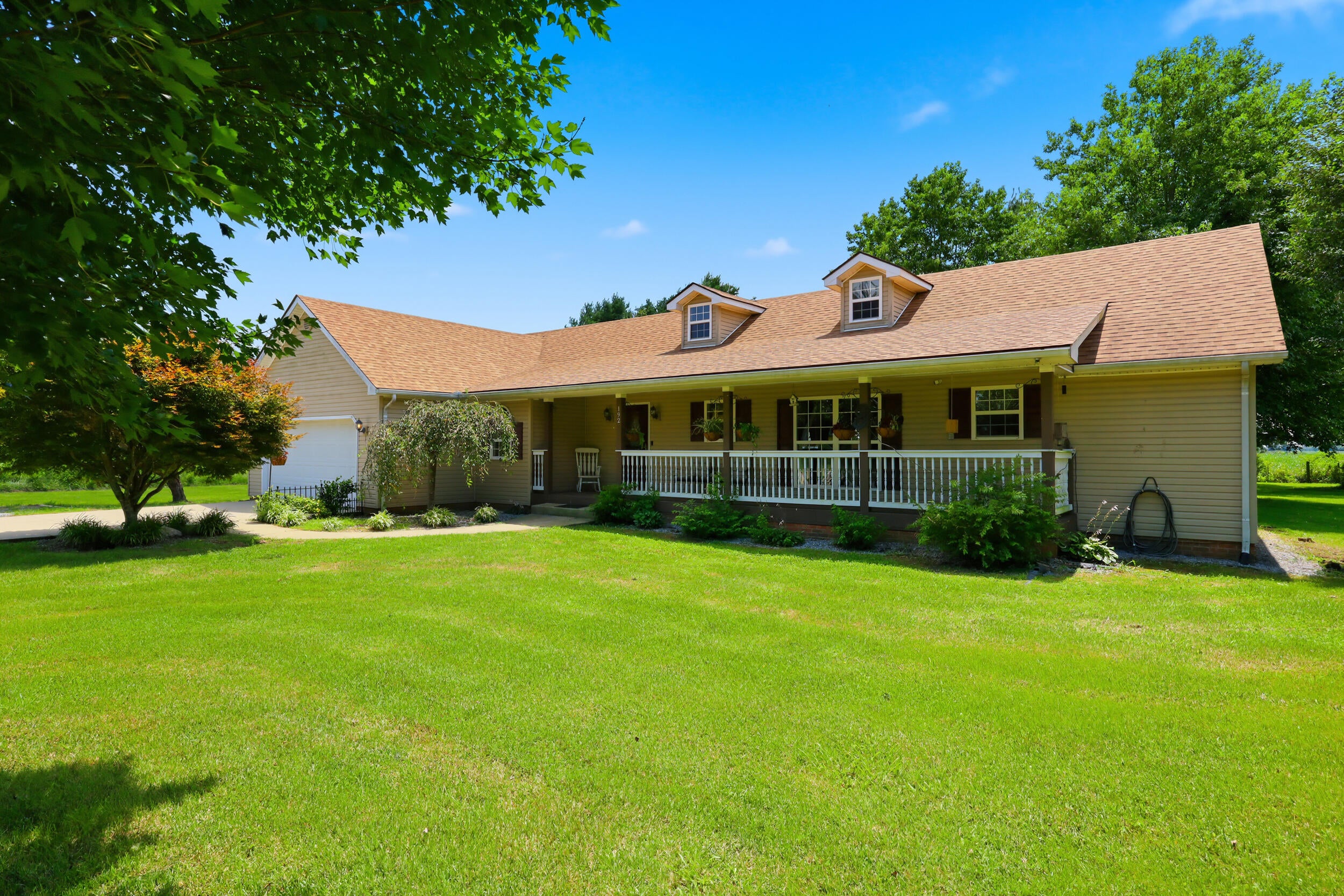 192 Evergreen Circle — photo