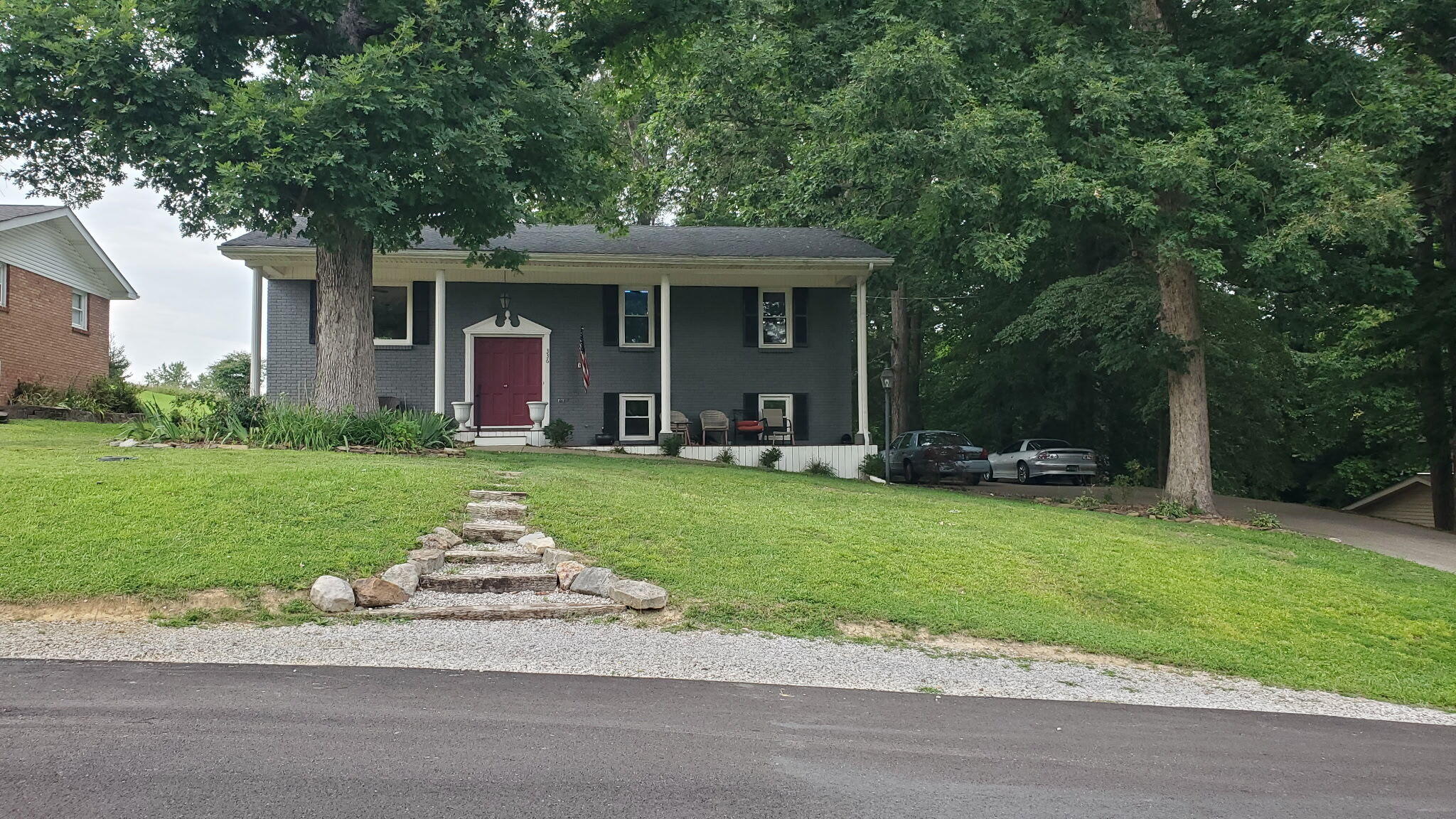 336 Oaklawn Circle — photo