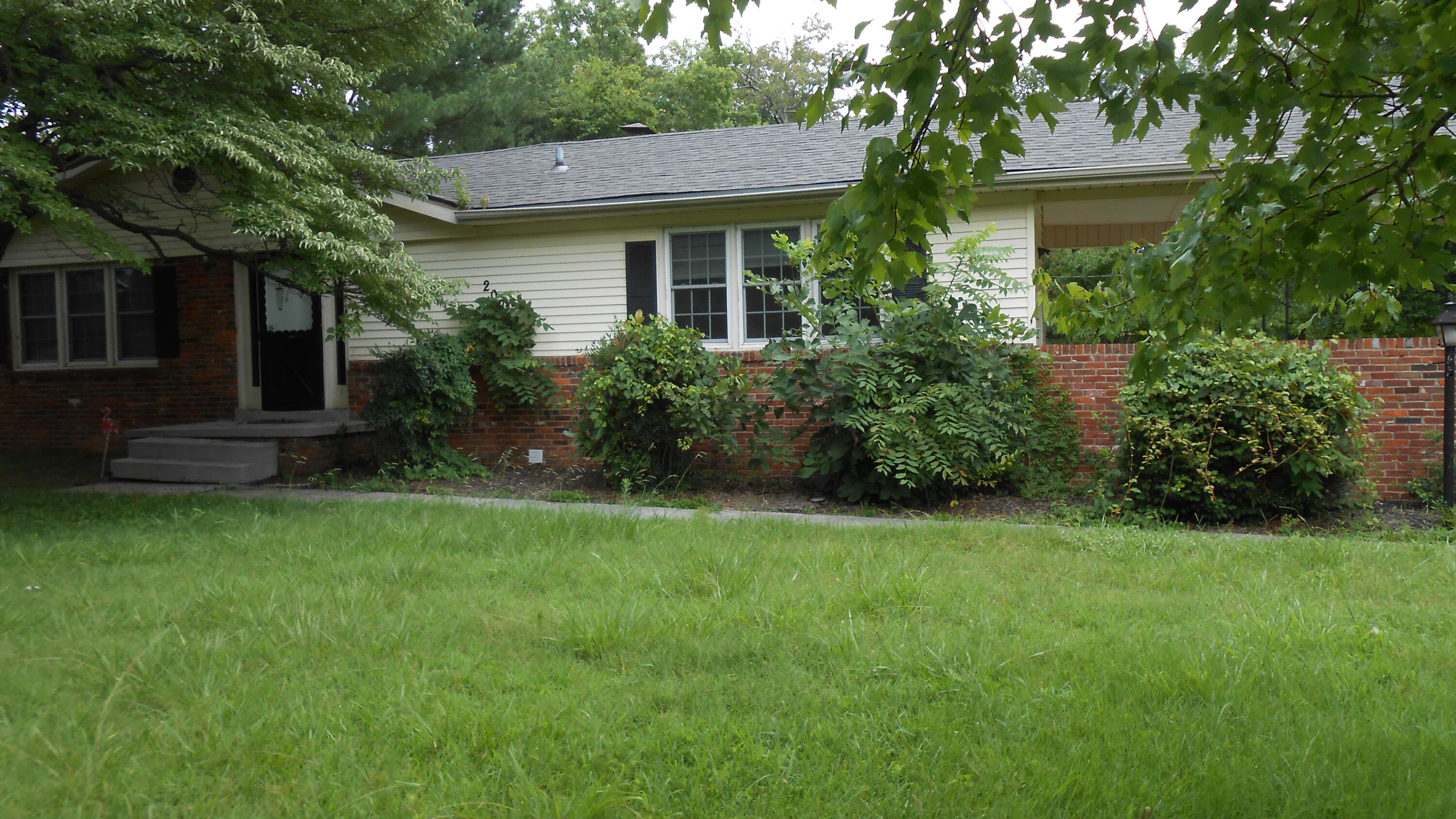 207 Marietta Drive — photo