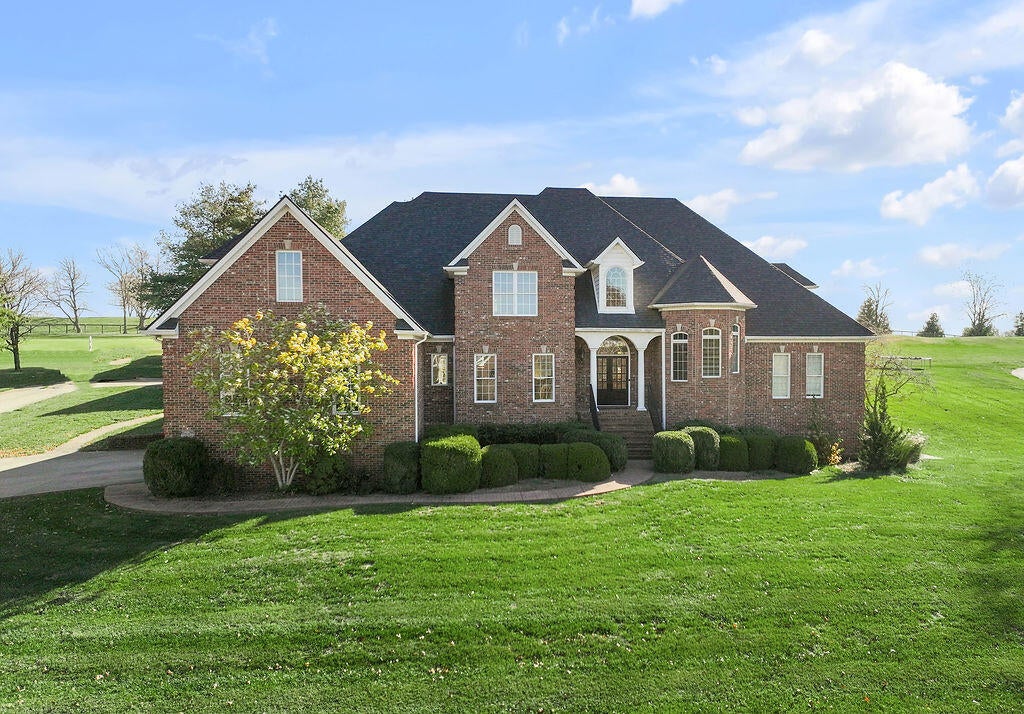 1056 High Point Drive — photo