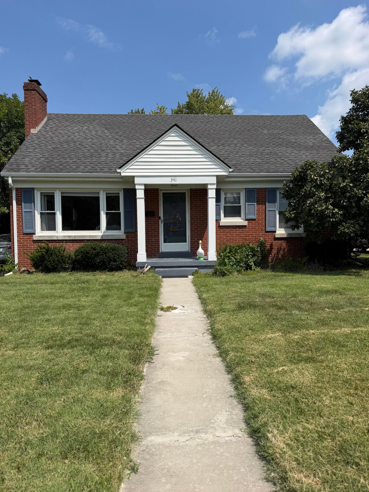 341 Hollyhill Drive — photo