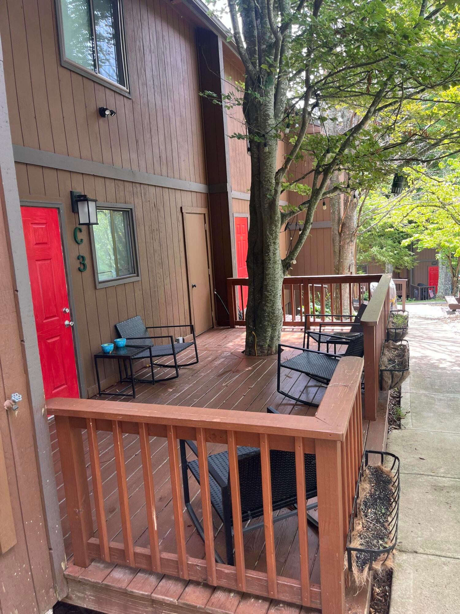 145 S State Park Road C3 — photo