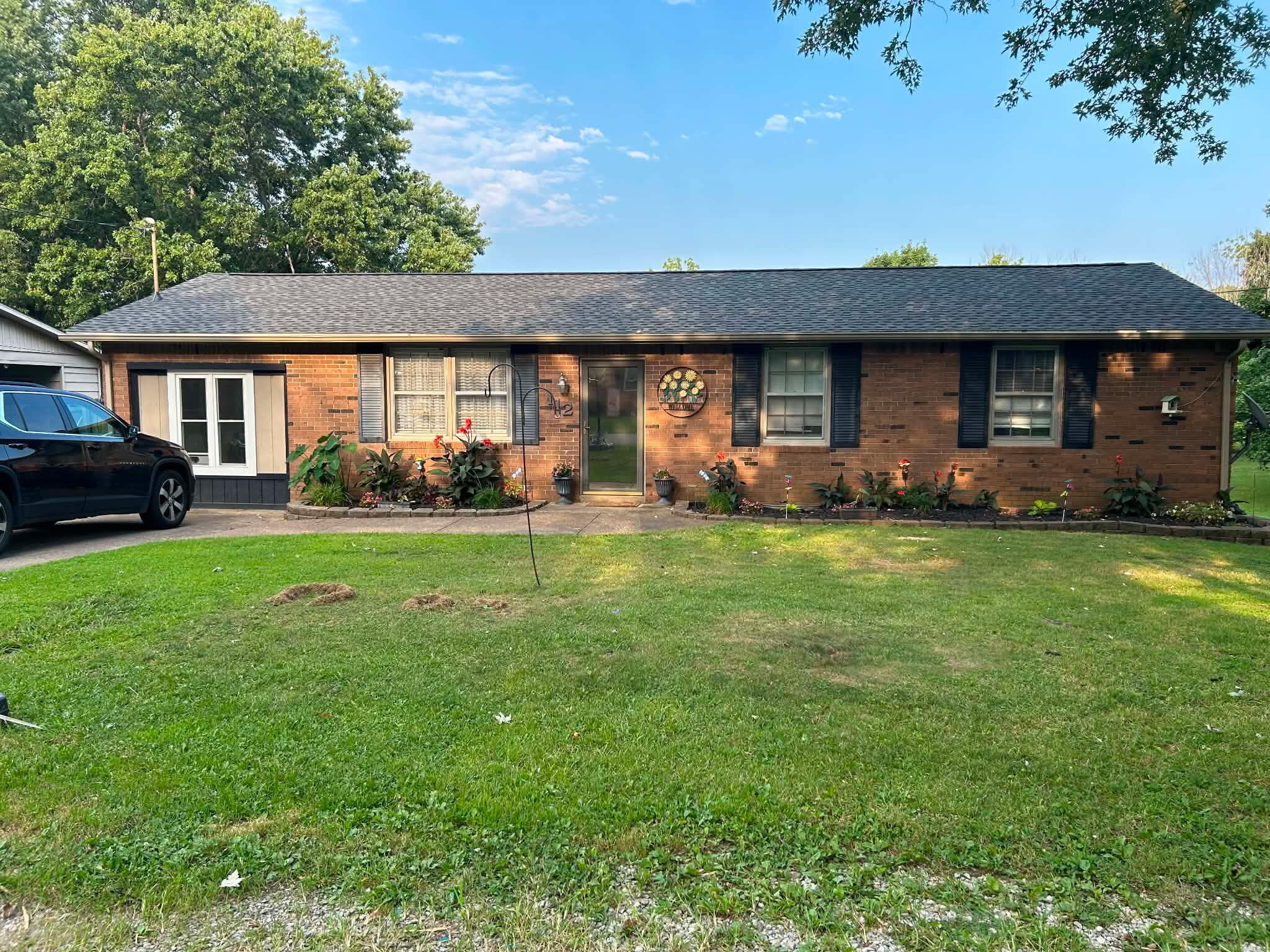 112 Reed Place — photo