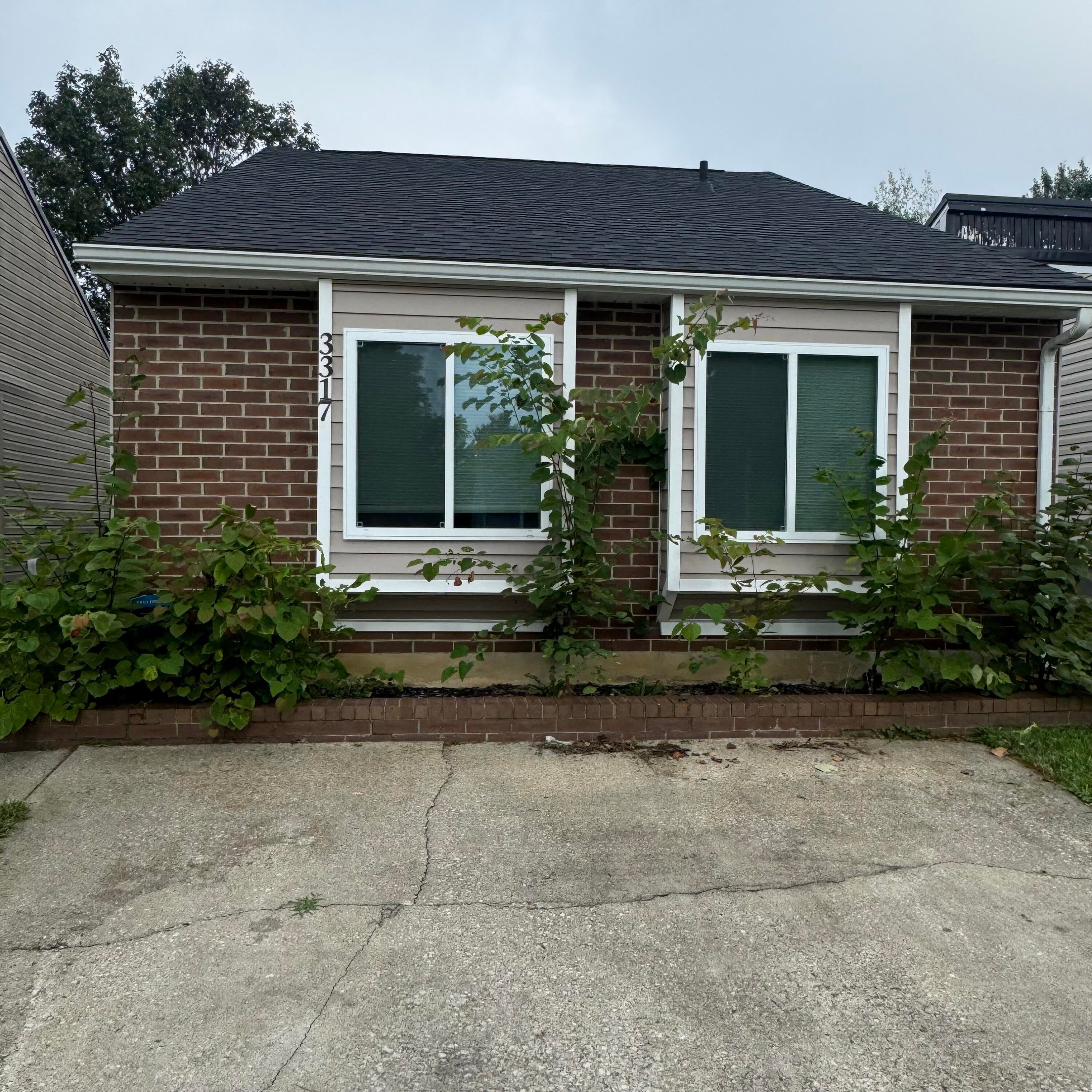 3317 Fox Trace Road — photo