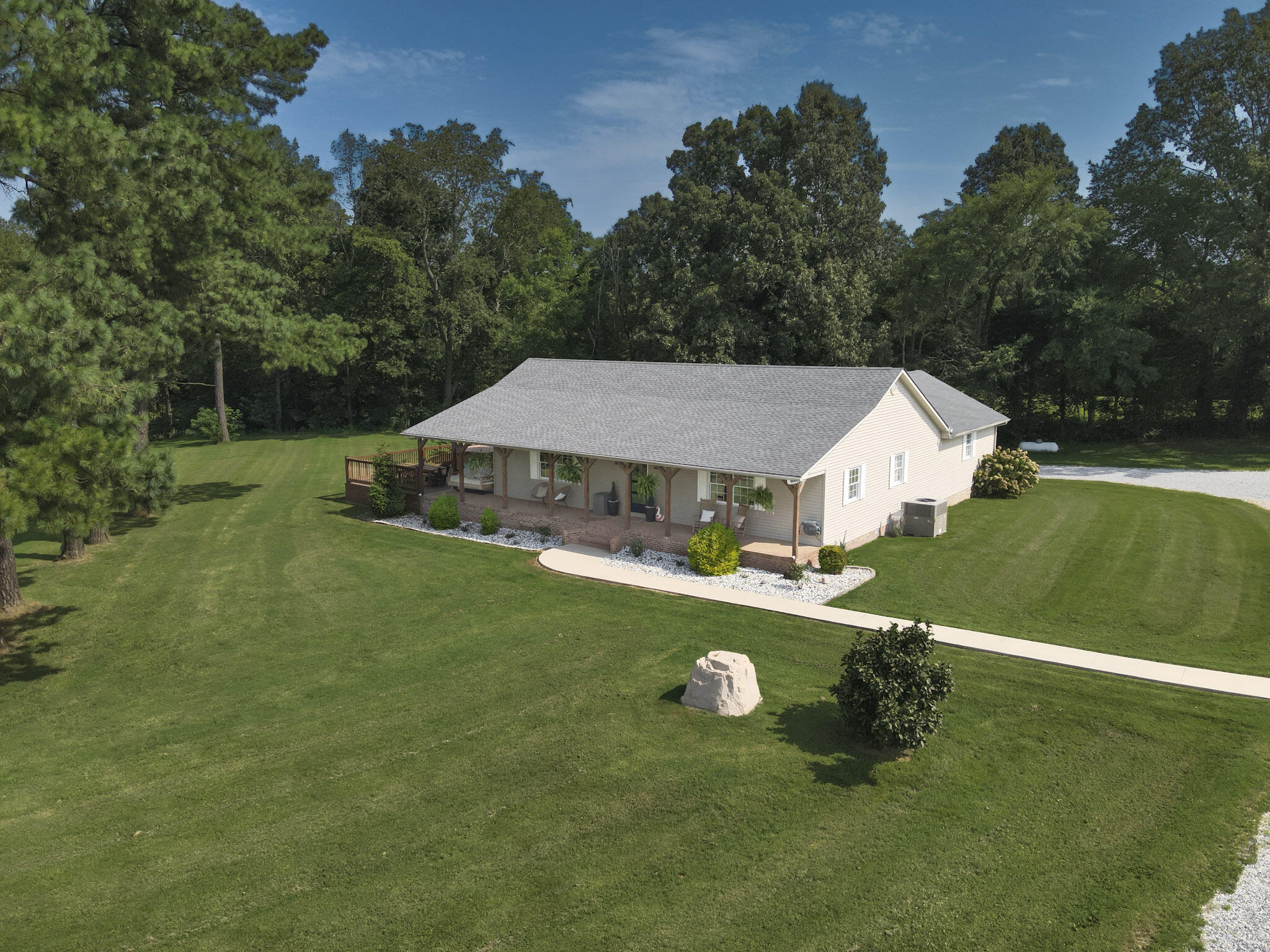 214 Boone Hill Road — photo