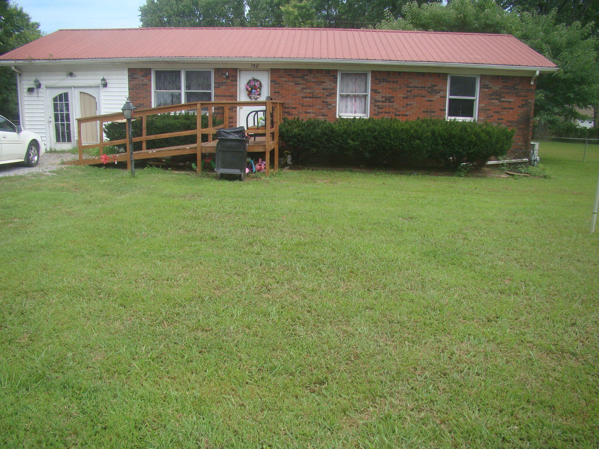 158 Sunset Circle — photo
