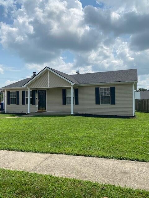 704 Pinoak Drive — photo