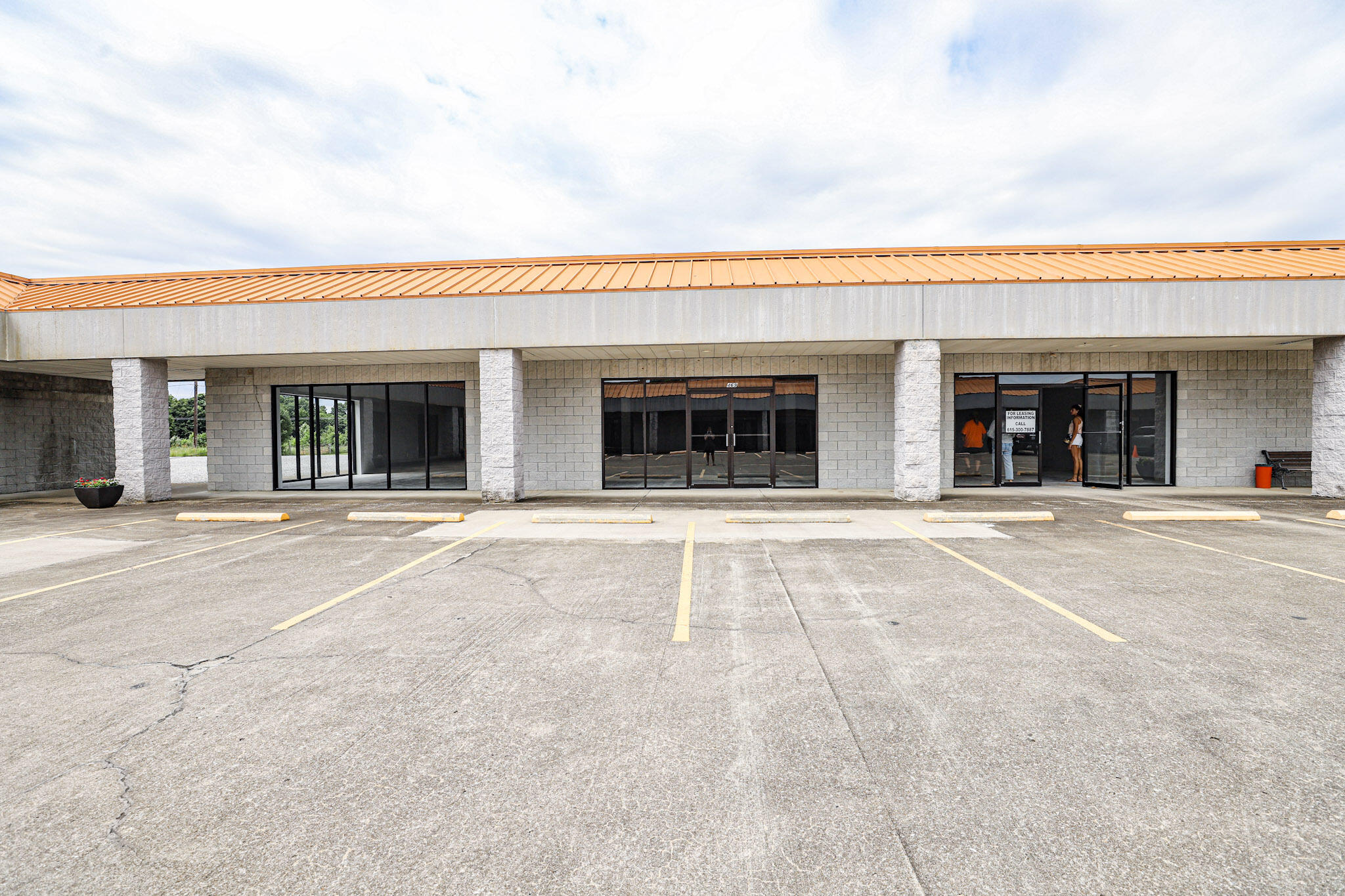 469 Outlet Avenue 469 — photo