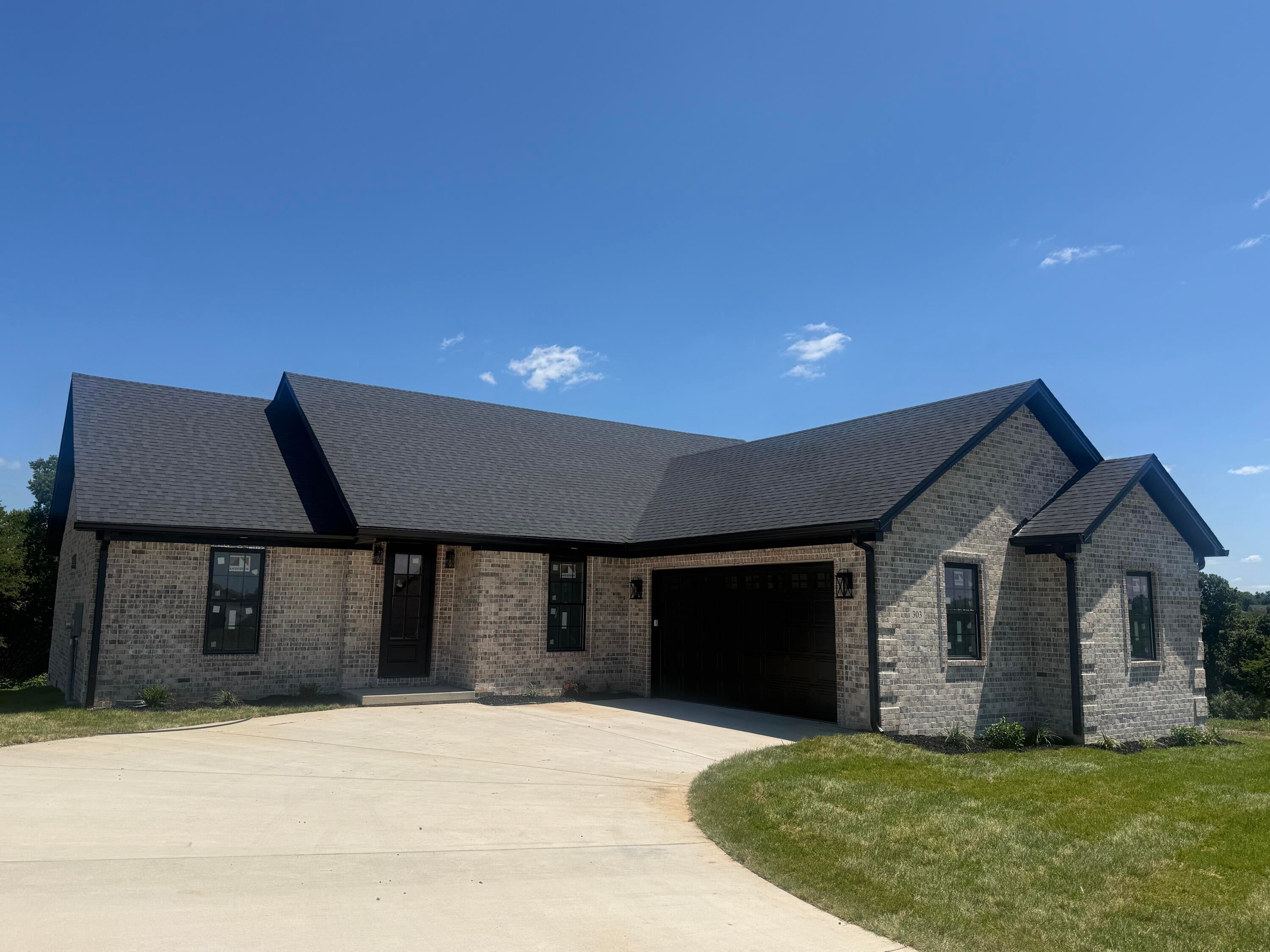 303 Silverline Court — photo