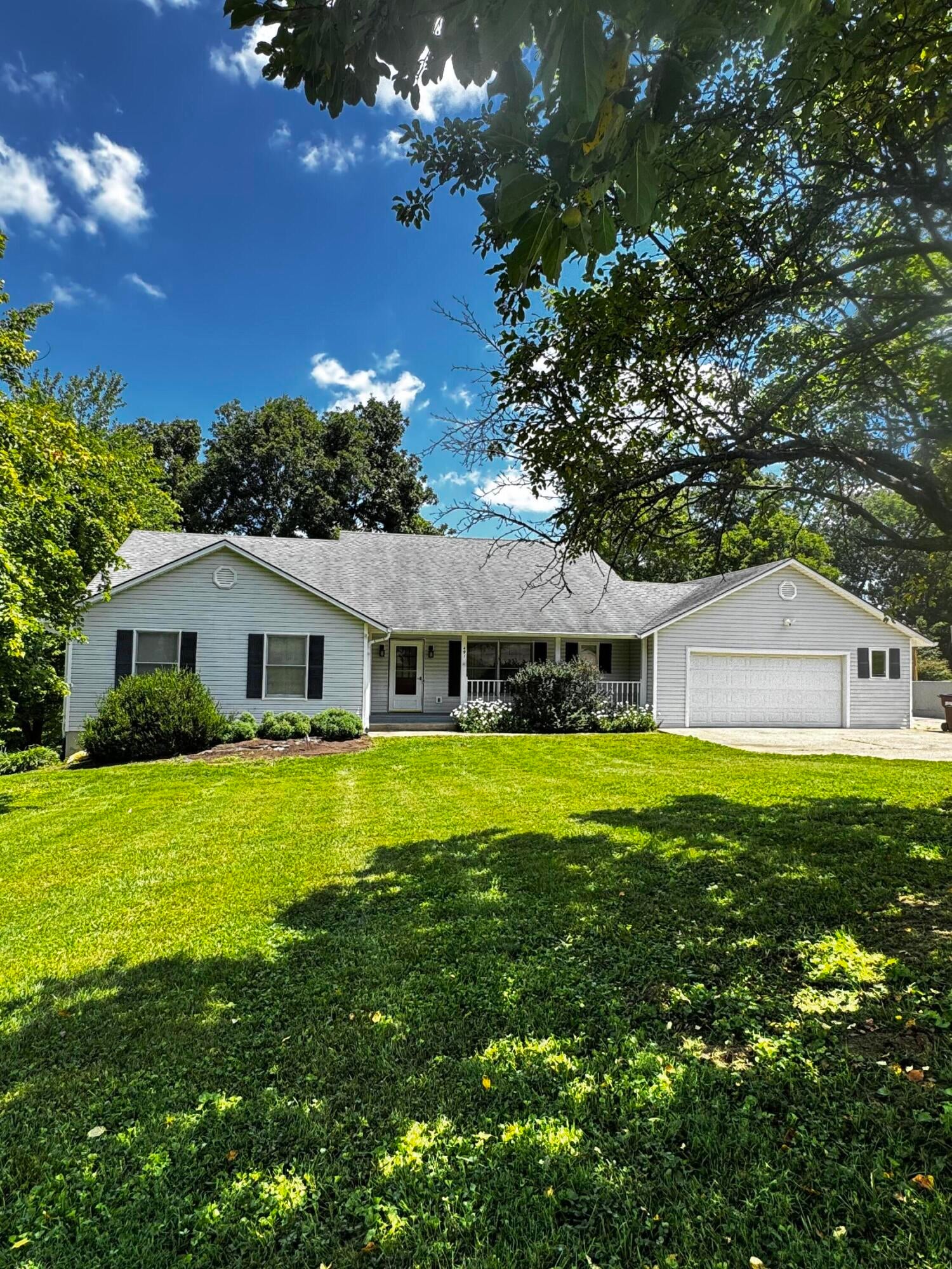 491 N Homestead Lane — photo