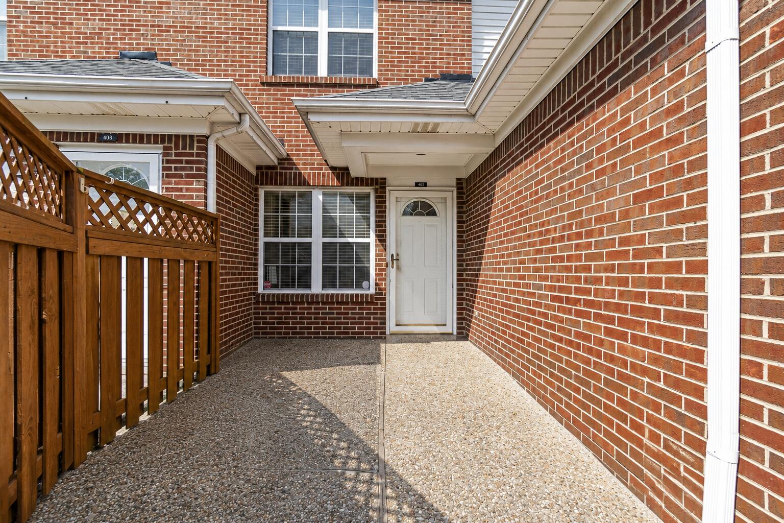 402 Blue Rose Court — photo