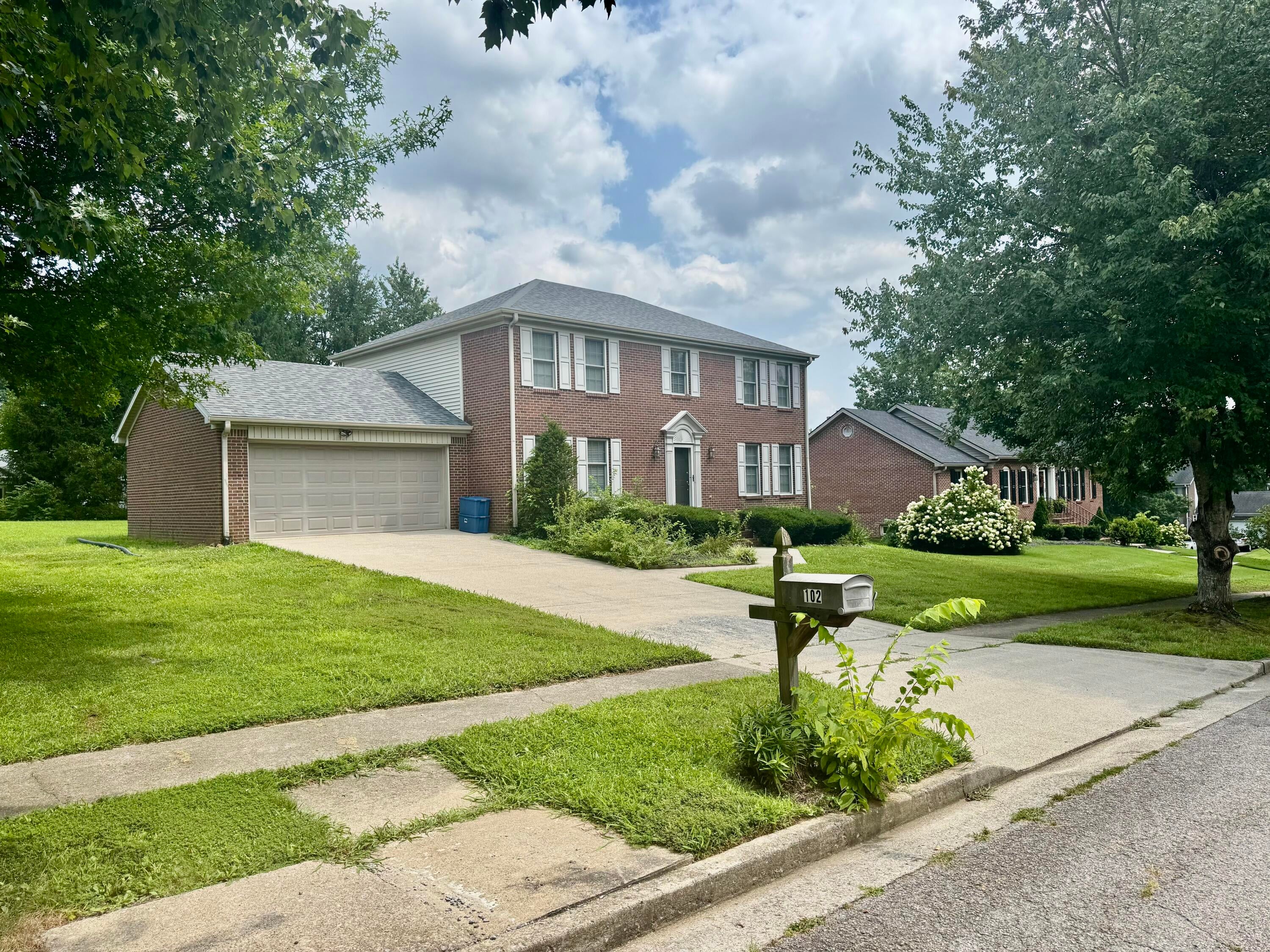 102 Iron Liege Drive — photo