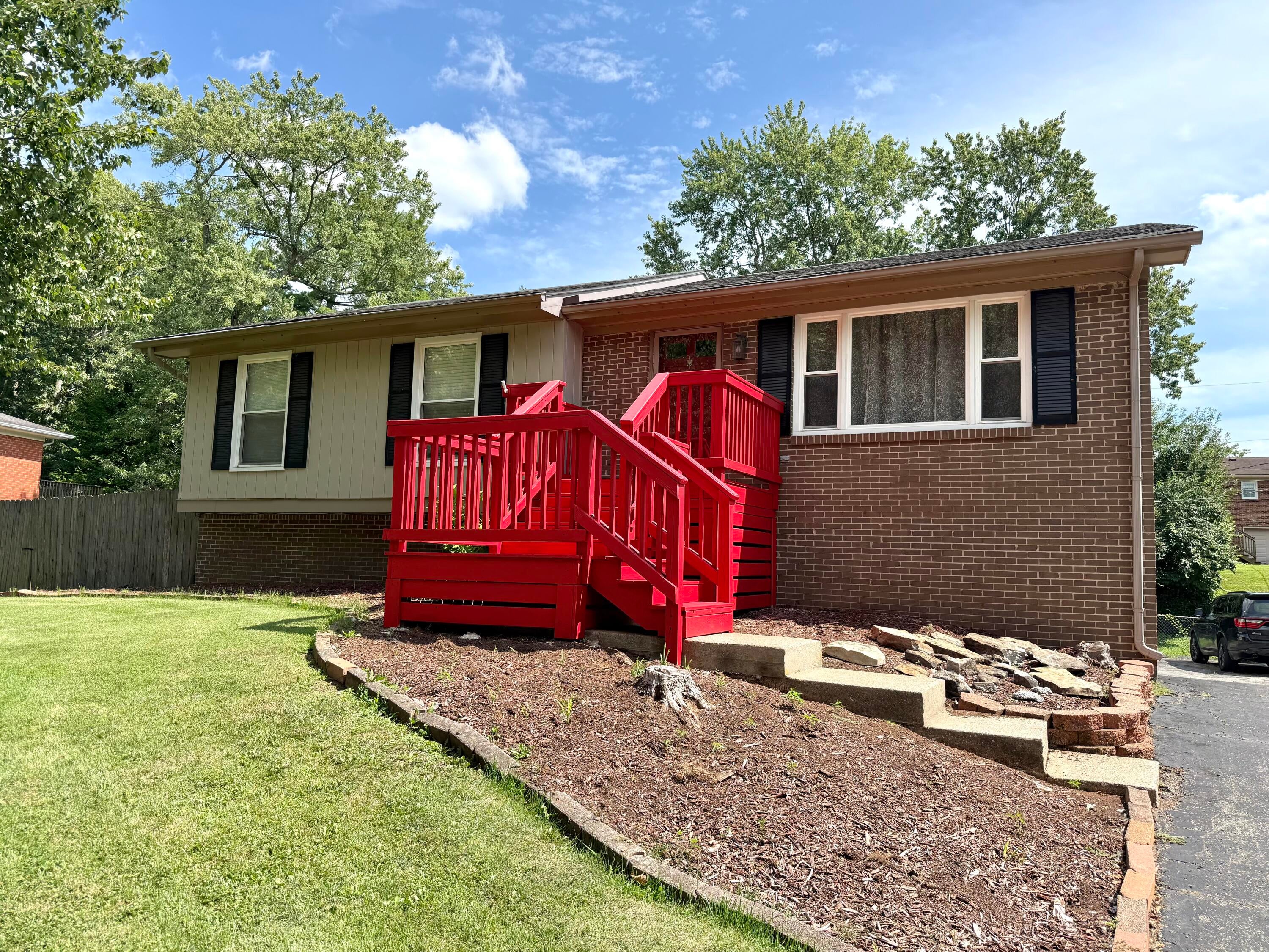 450 Osprey Circle — photo