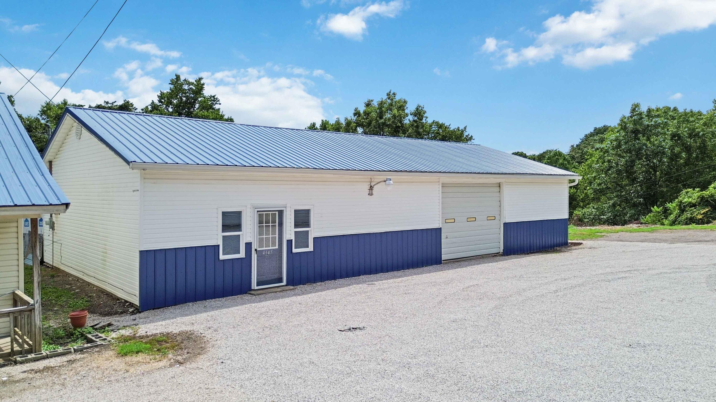 4145 Richmond Road — photo