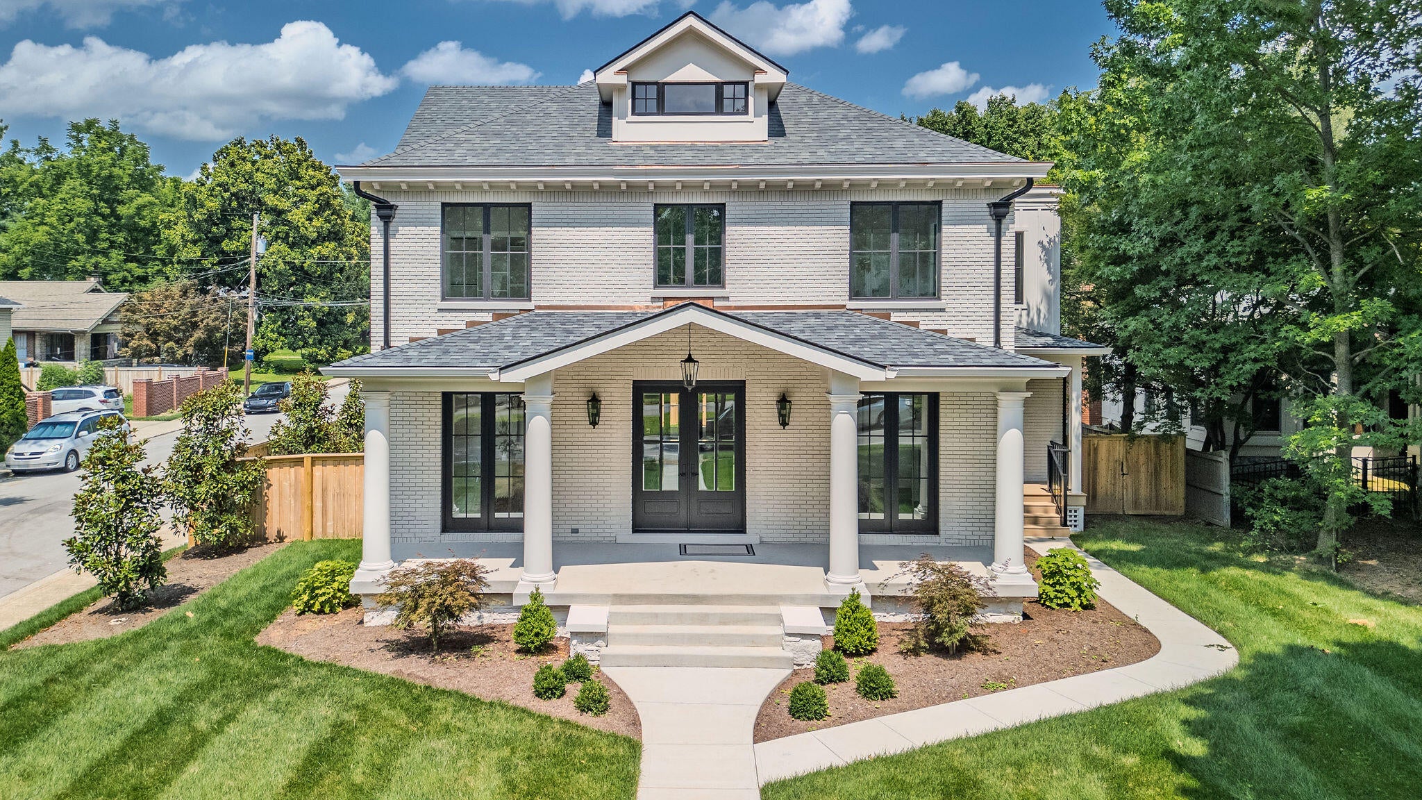 1501 Richmond Road — photo