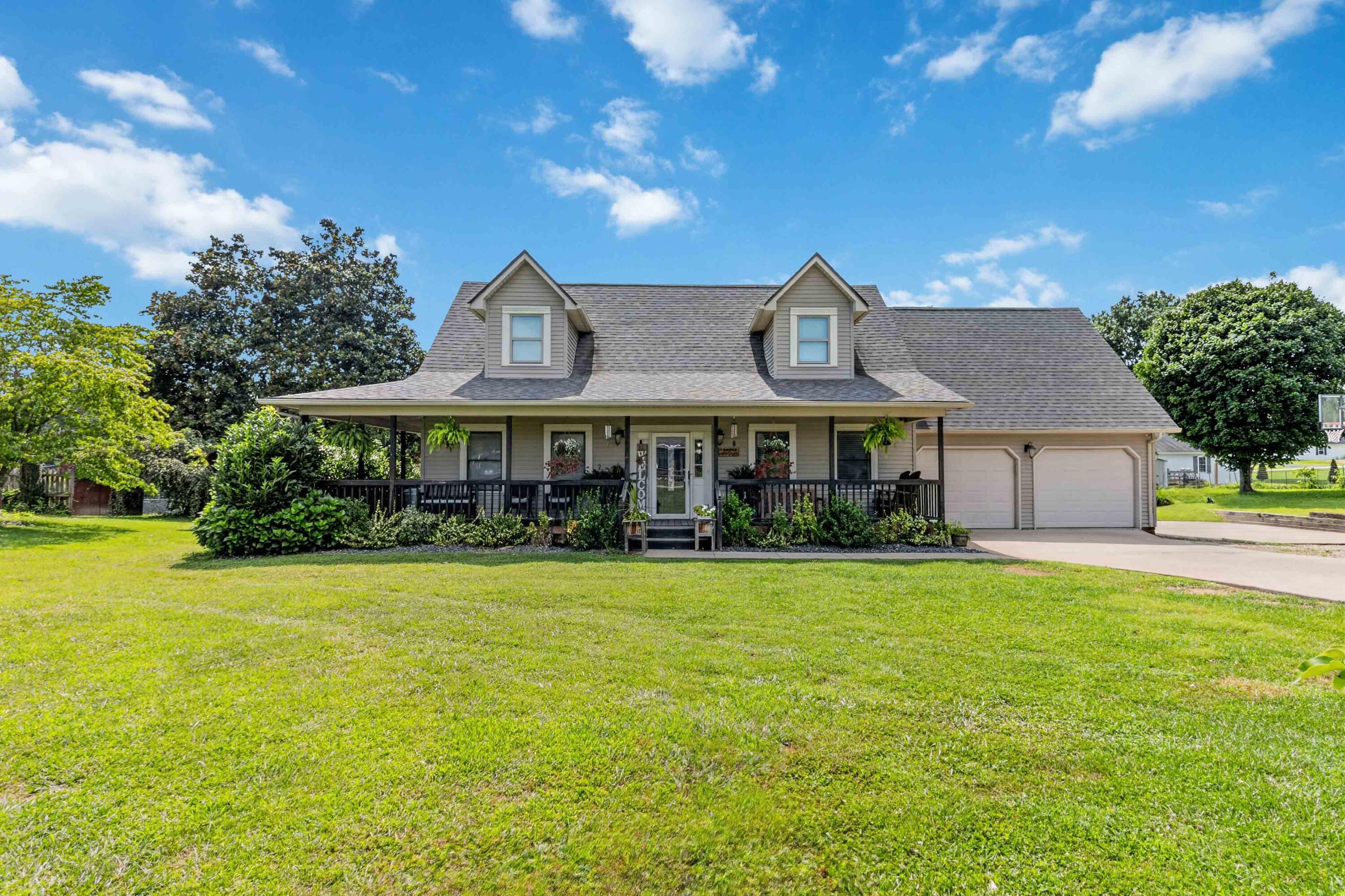 3010 Mountain Springs Drive — photo