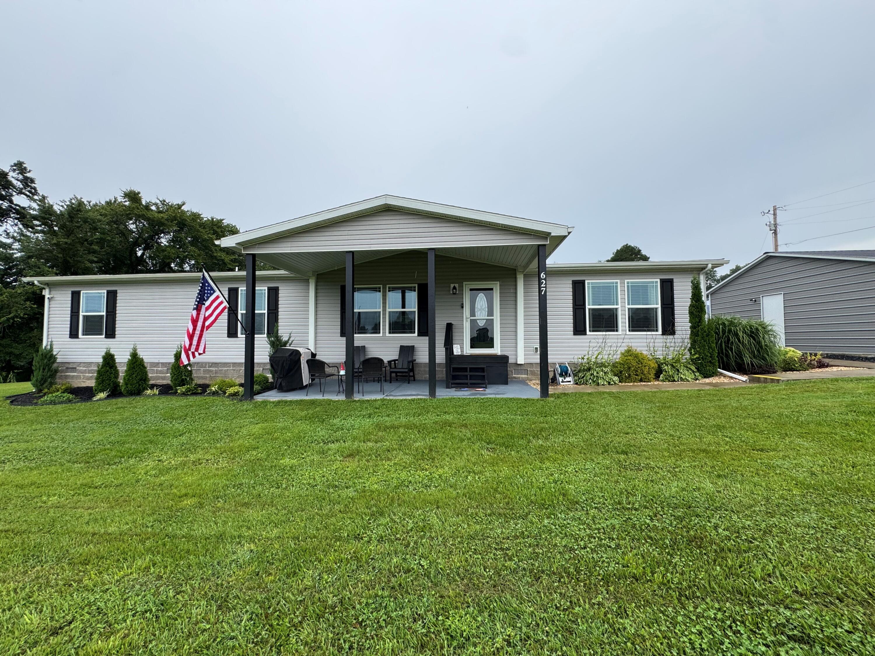 627 Pleasant View Road — photo