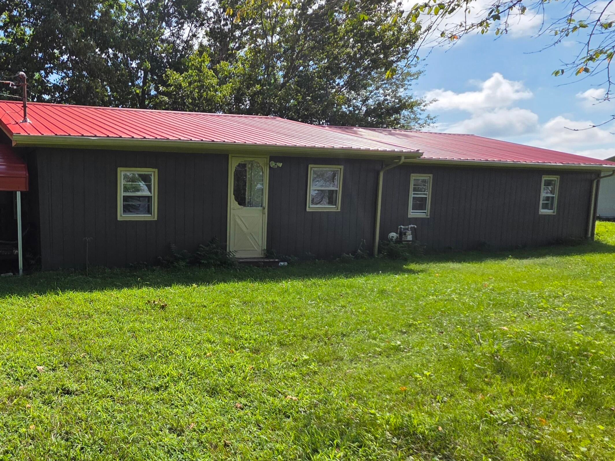 7364 Keavy Road — photo