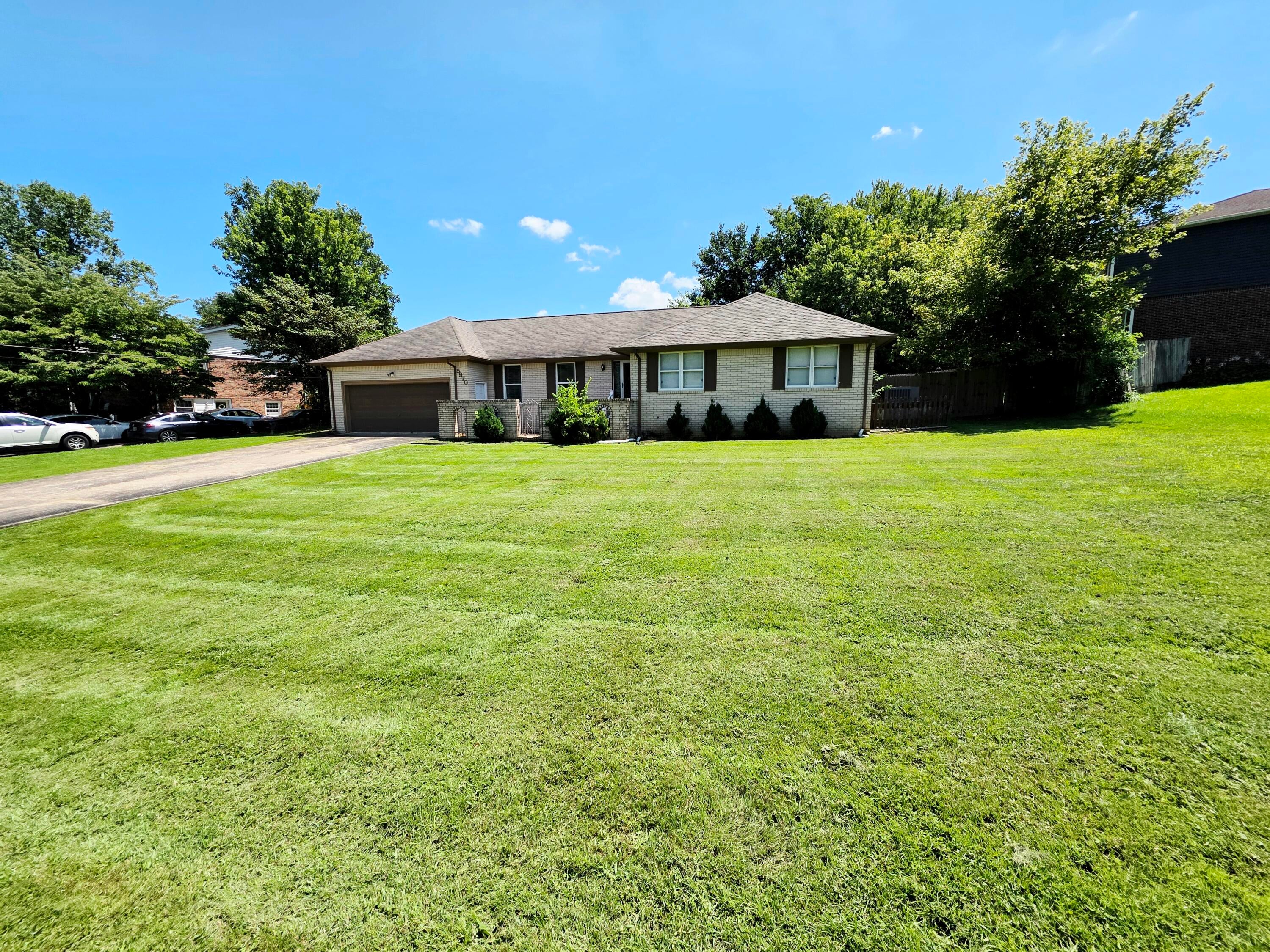 5970 Merrydale Drive — photo