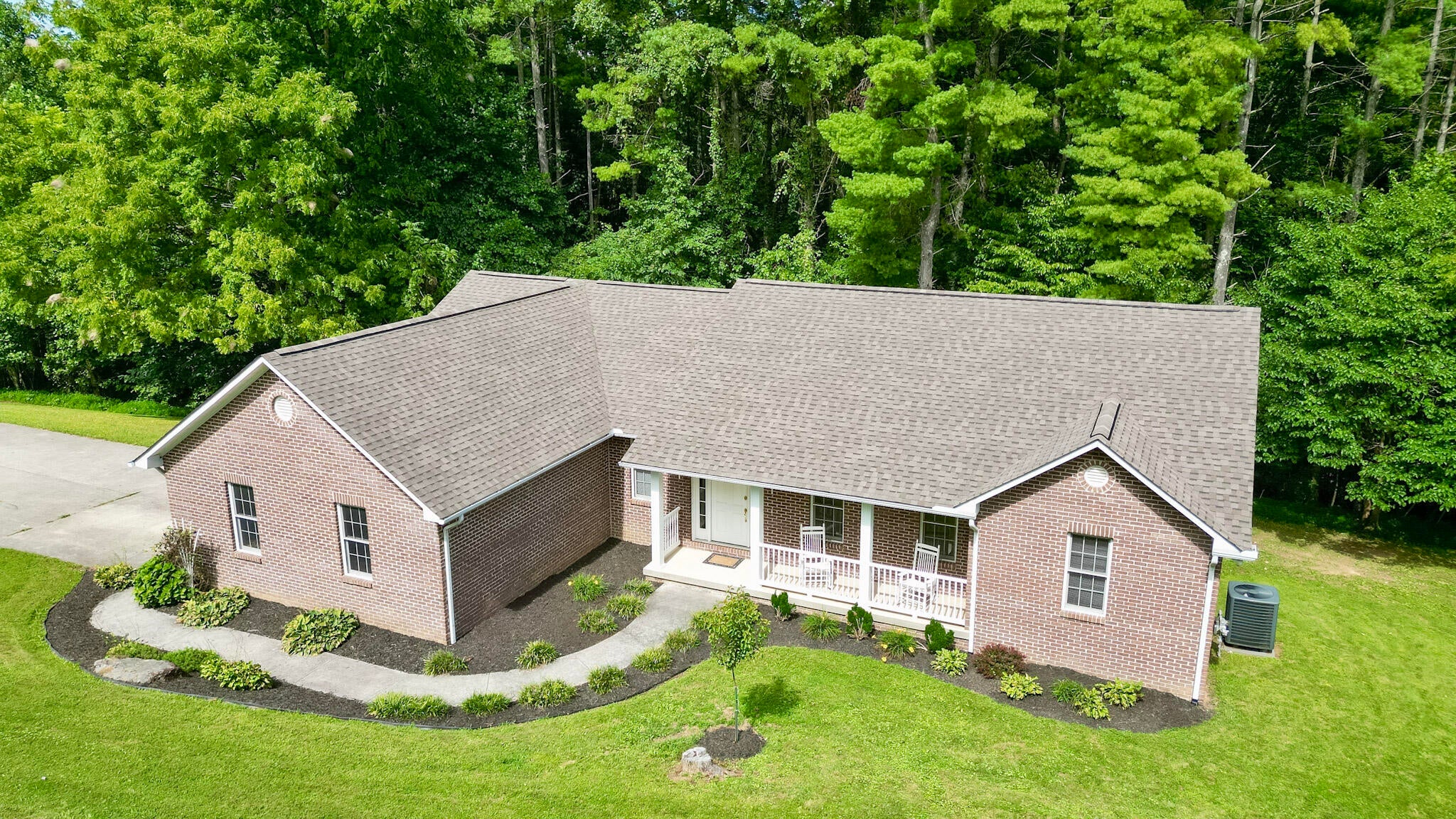 221 Bramblewood Drive — photo