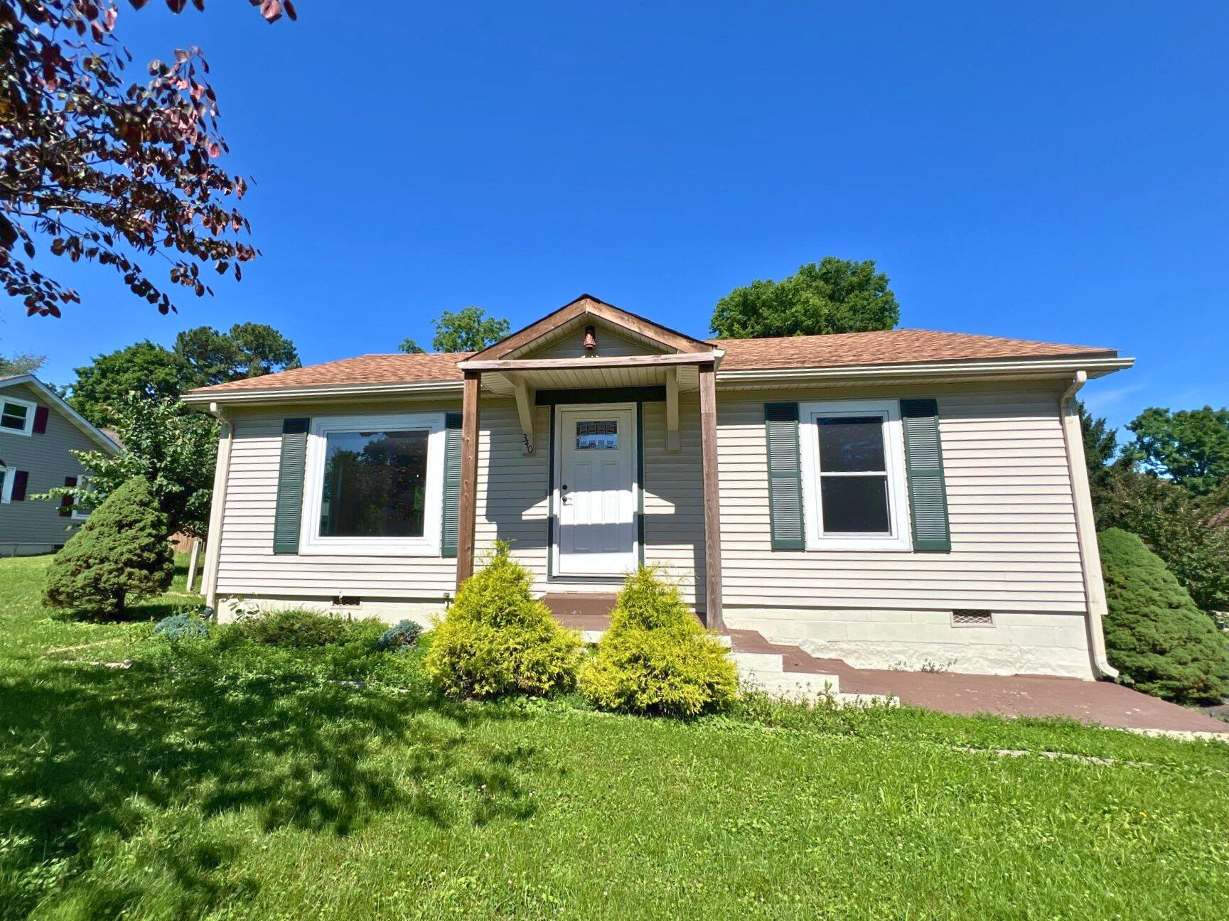 340 Beech Street — photo