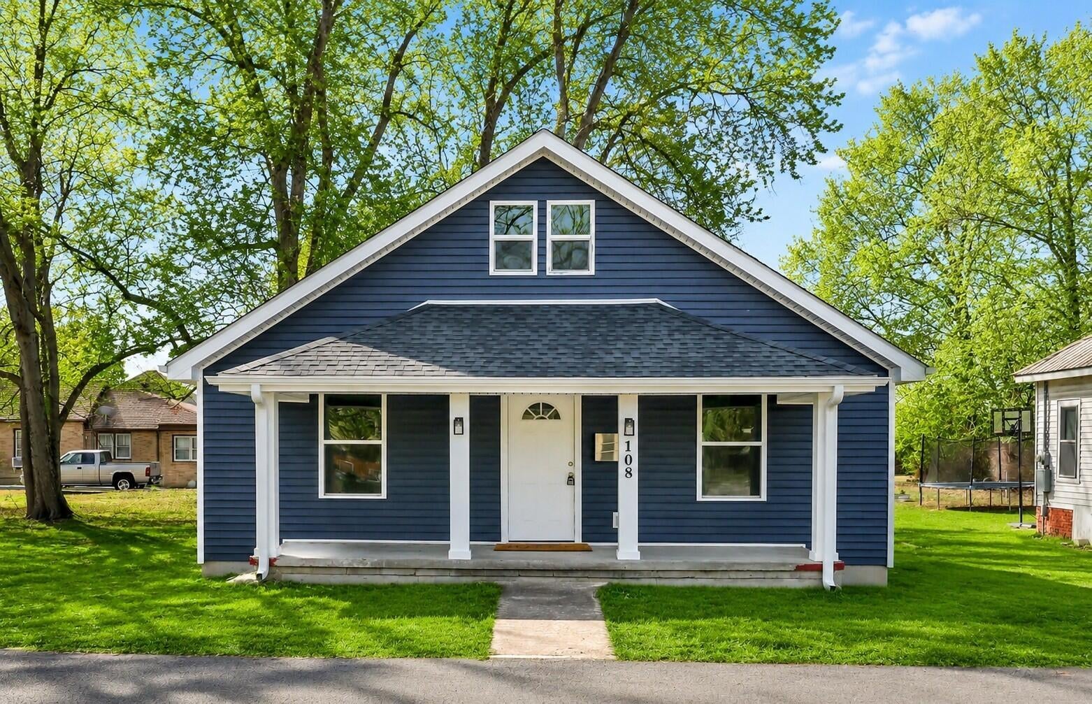 108 E Green Street — photo