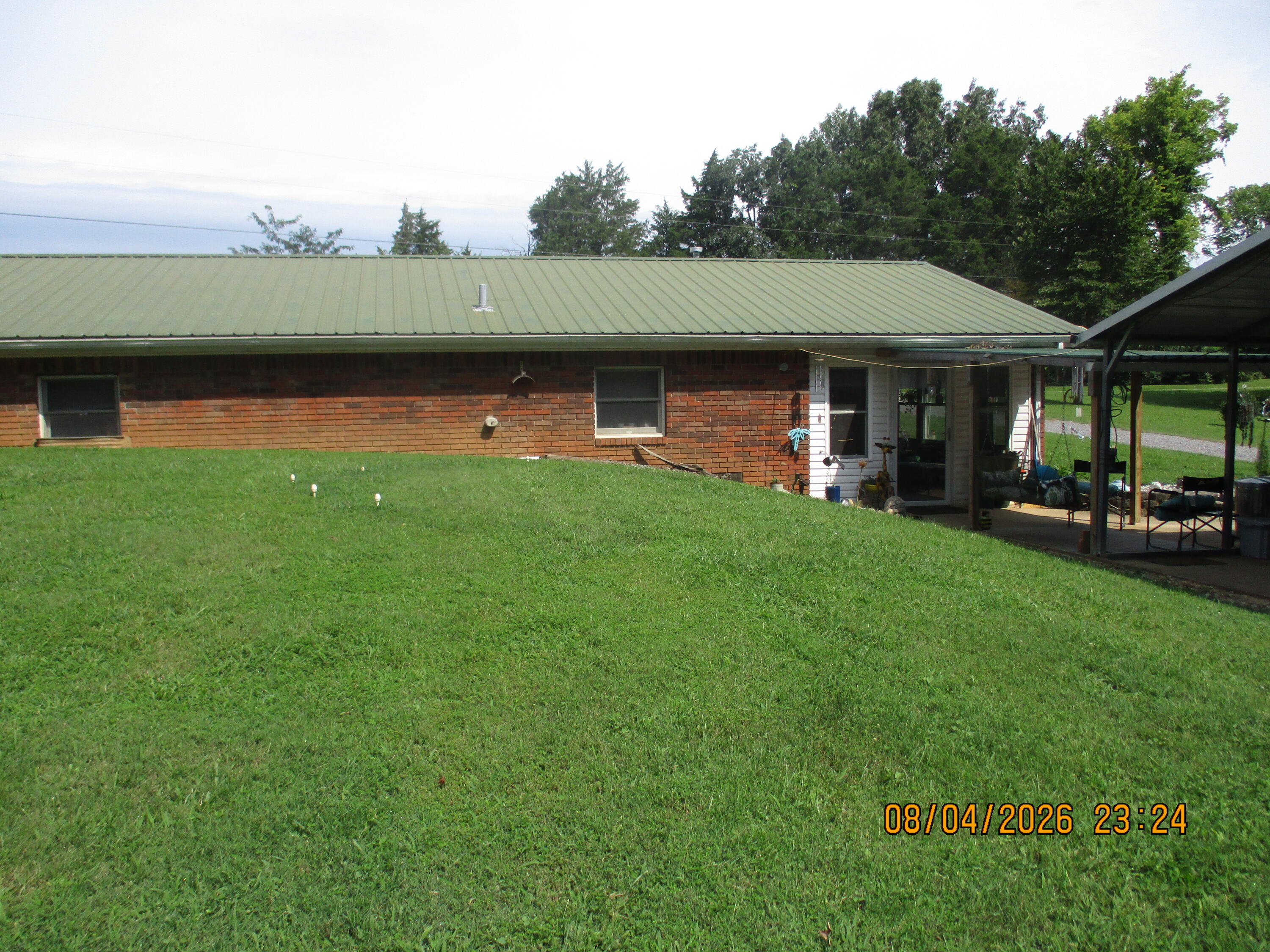 133 Dunning Road — photo