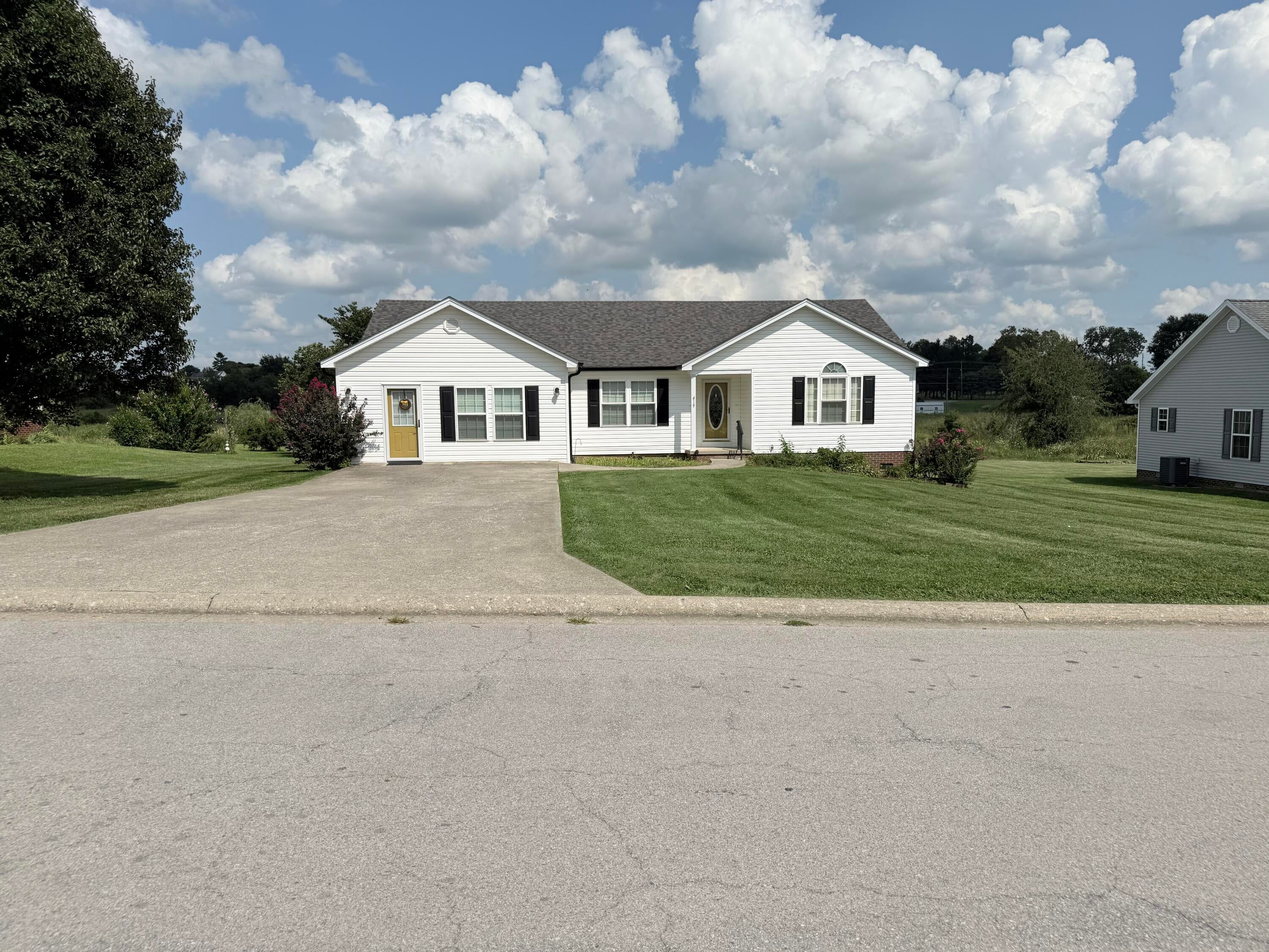 419 Bellaire Drive — photo
