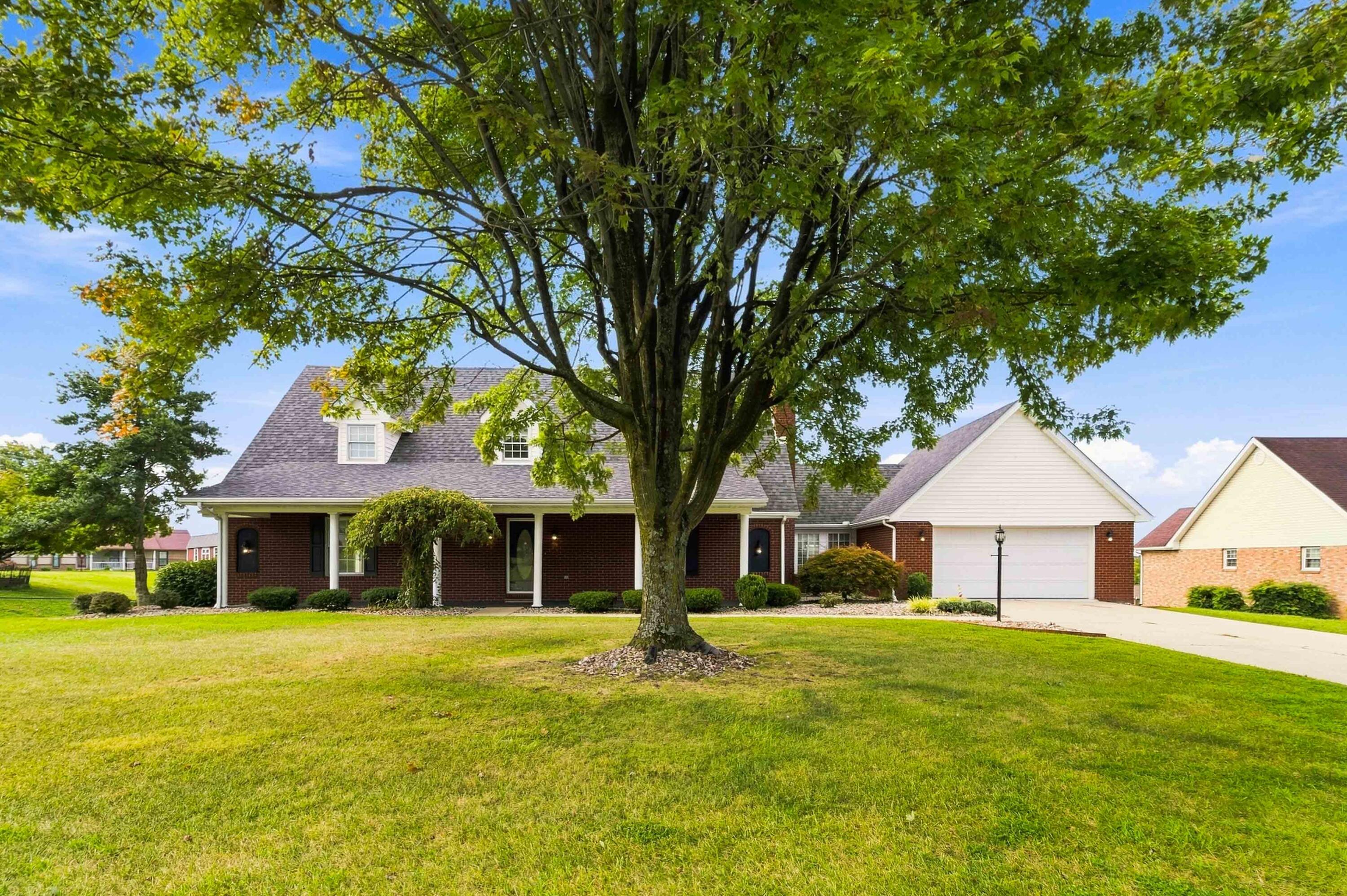 500 Natures Pointe Drive — photo