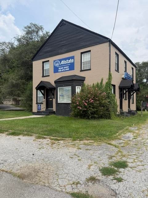 800 E Main Street — photo