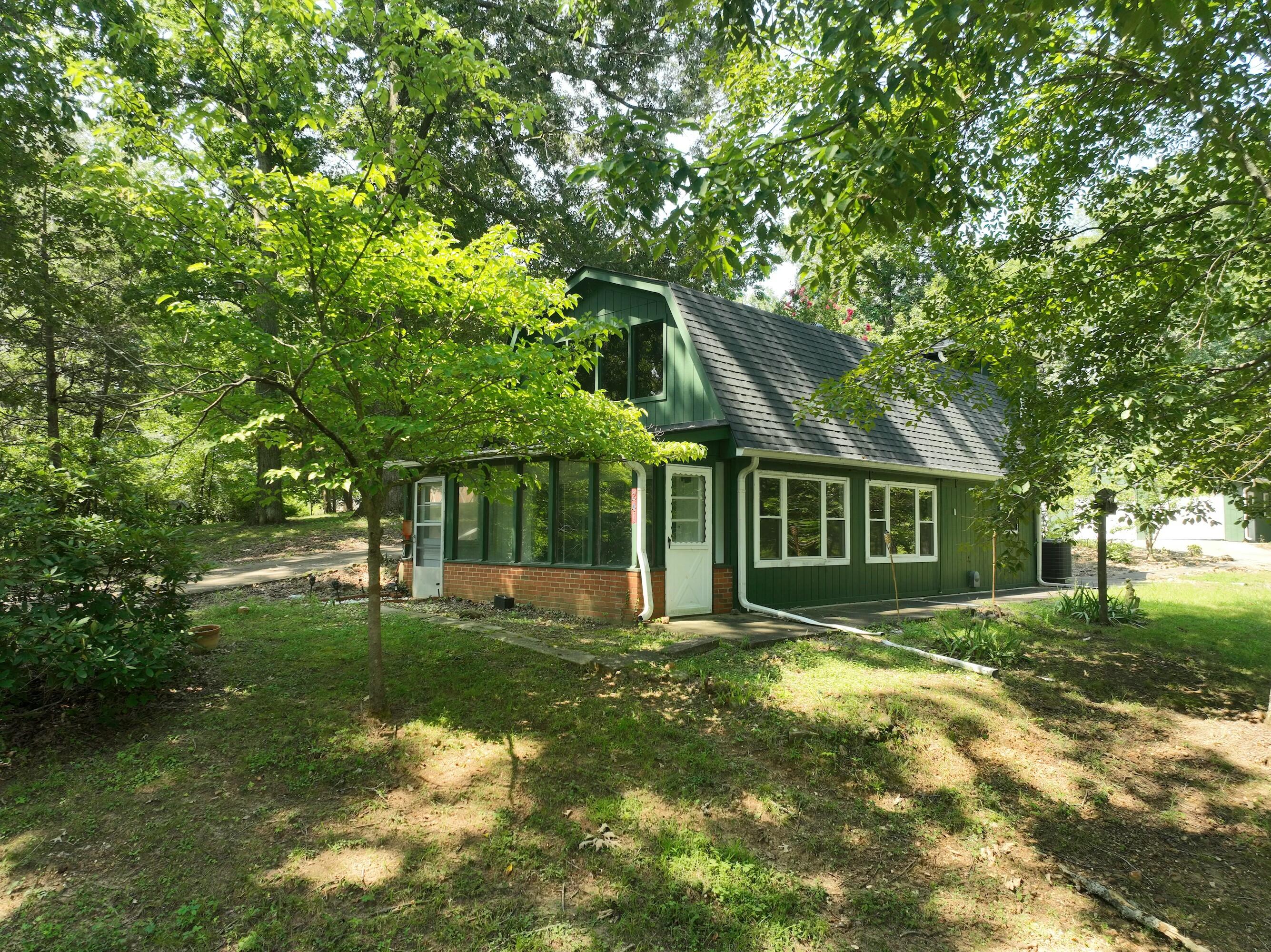 241 Solomon Drive — photo