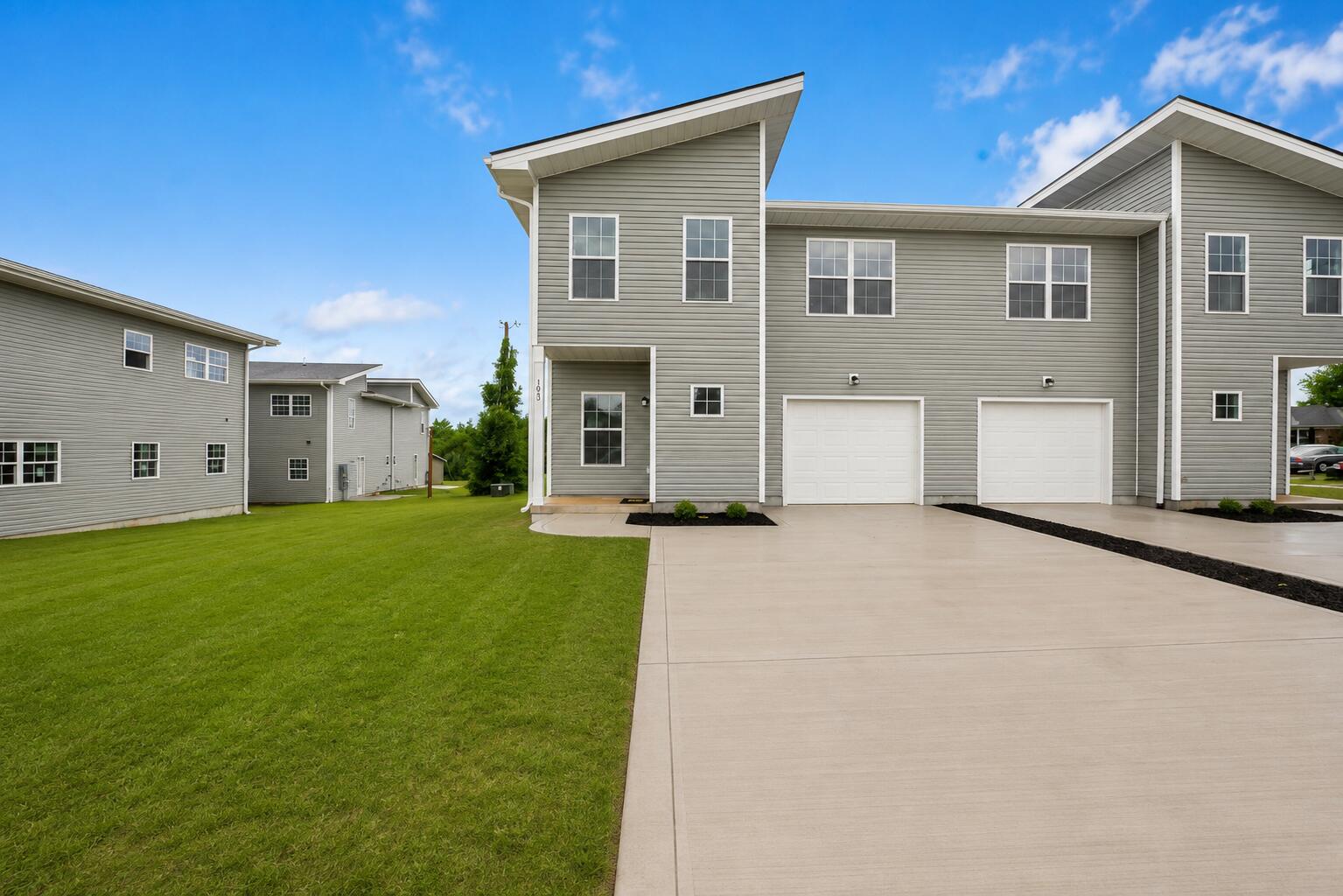 103 Elkchester Circle — photo