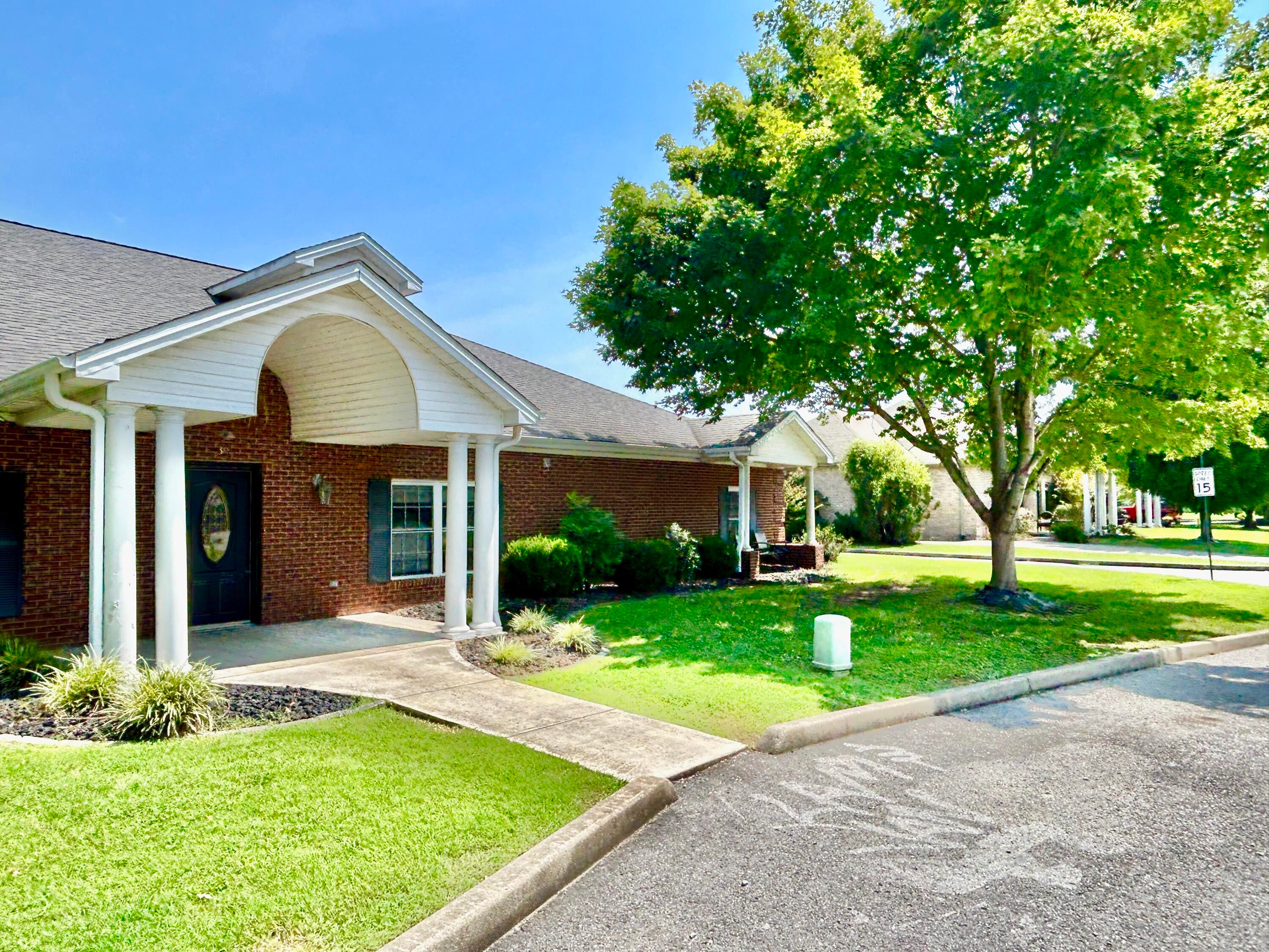 30B Melrose Drive — photo