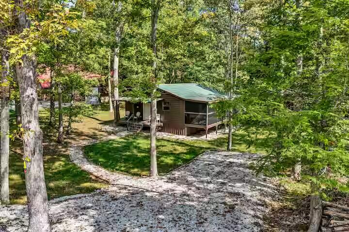 84 Isaac Drive — photo