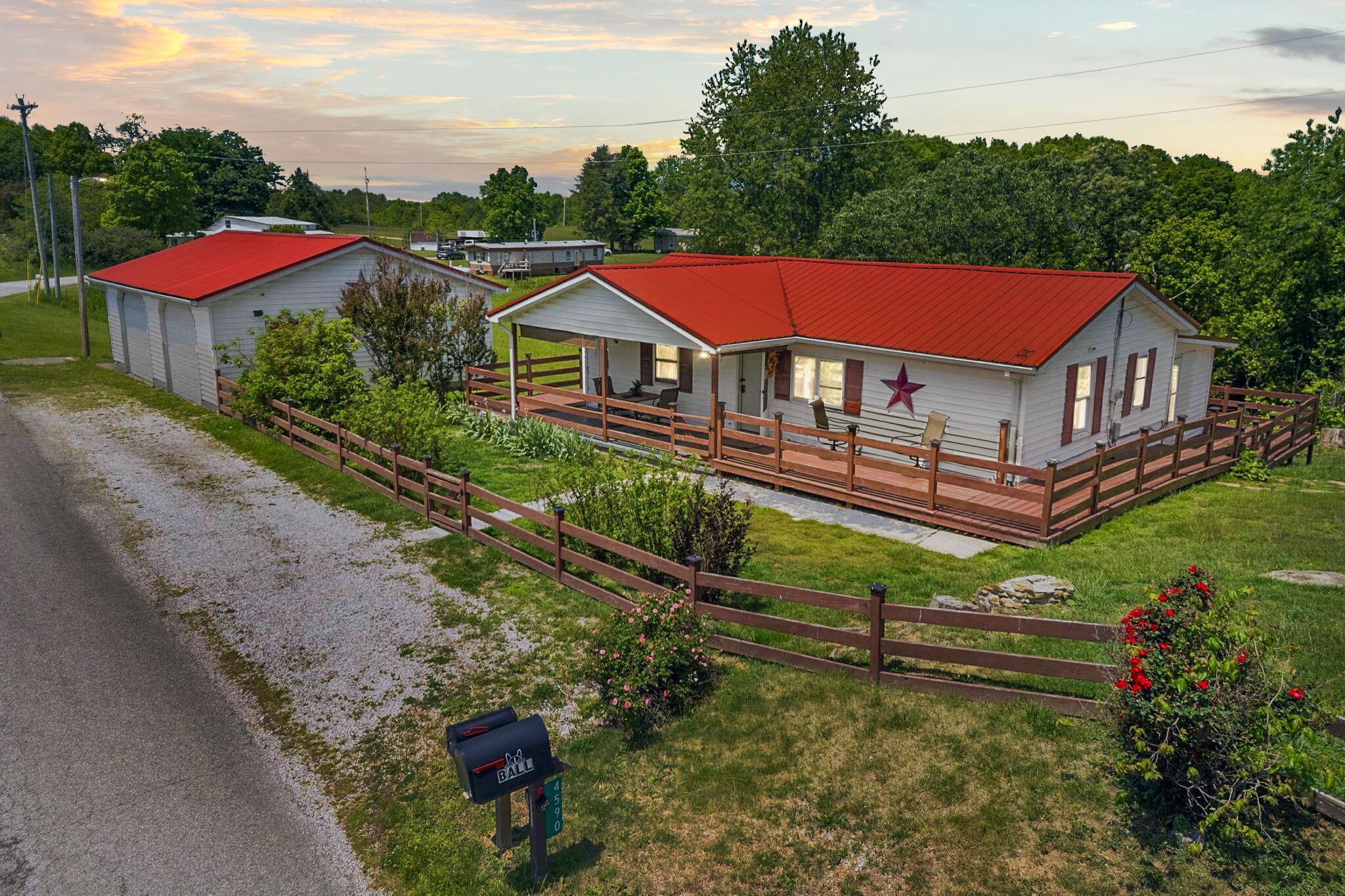 4590 County Road 1002 — photo