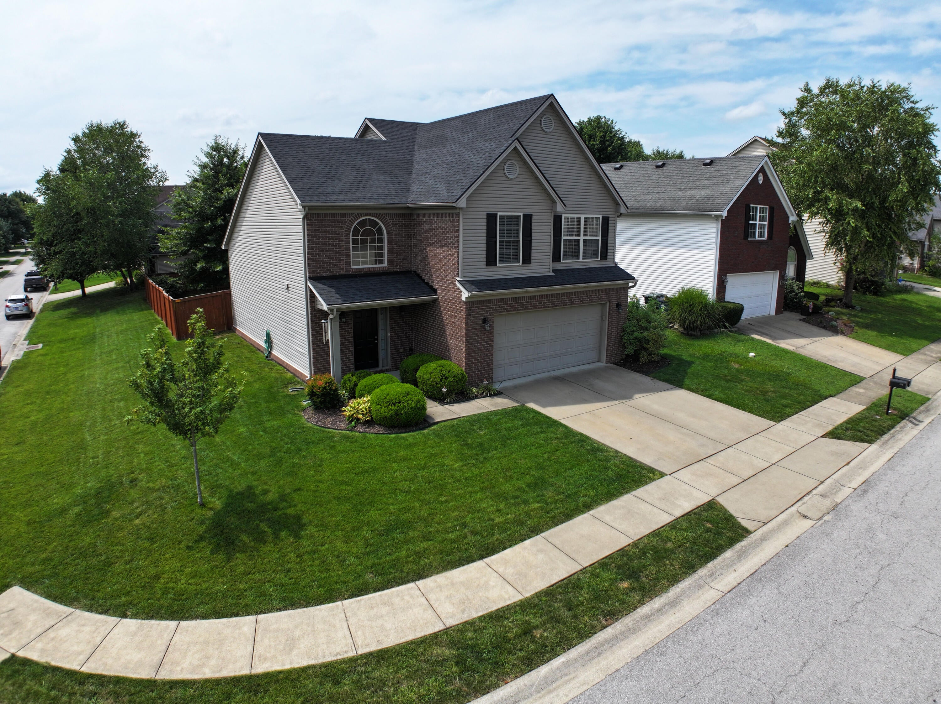 156 Whitman Way — photo