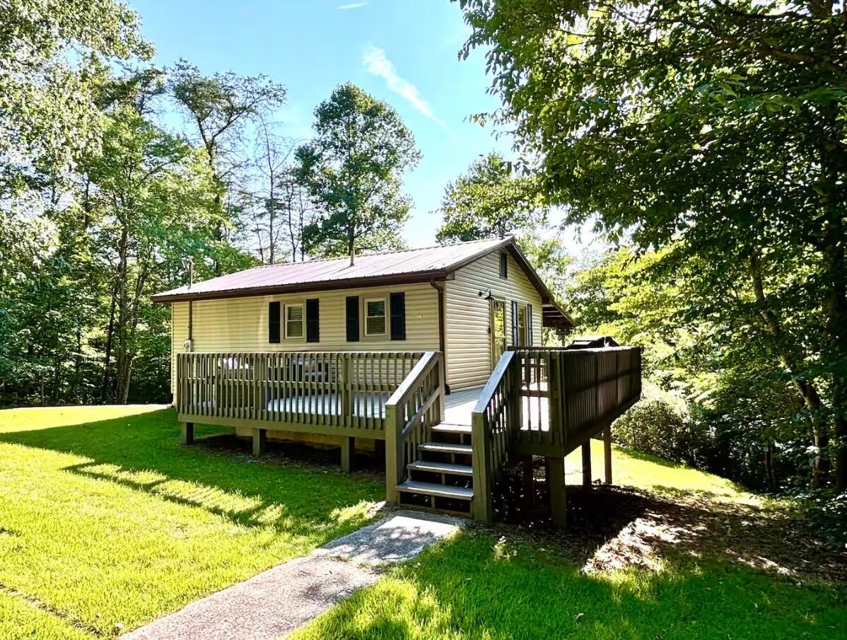 171 Dogwood Drive — photo