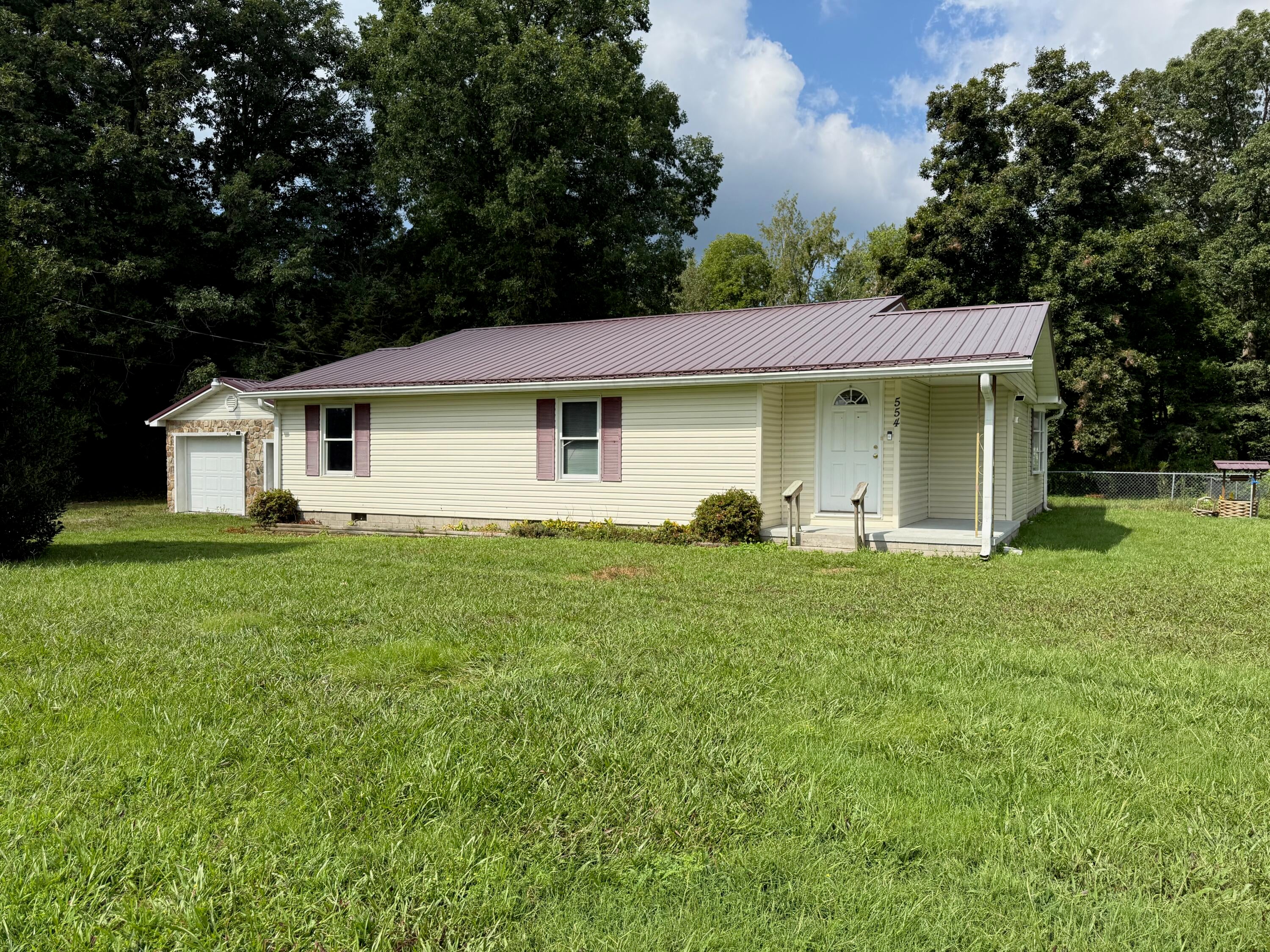 554 Robinson Creek Road — photo