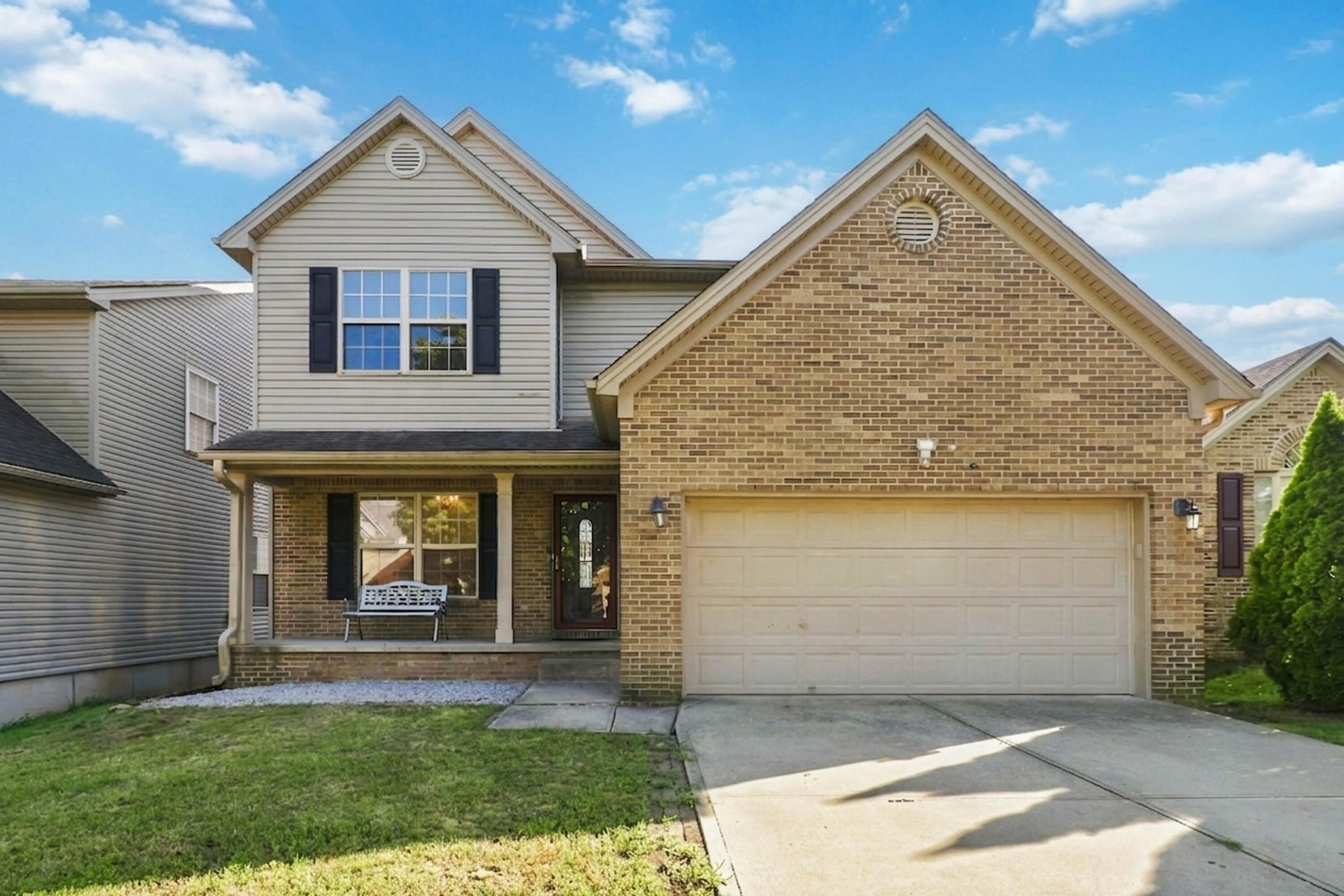 919 Winding Oak Trail — photo